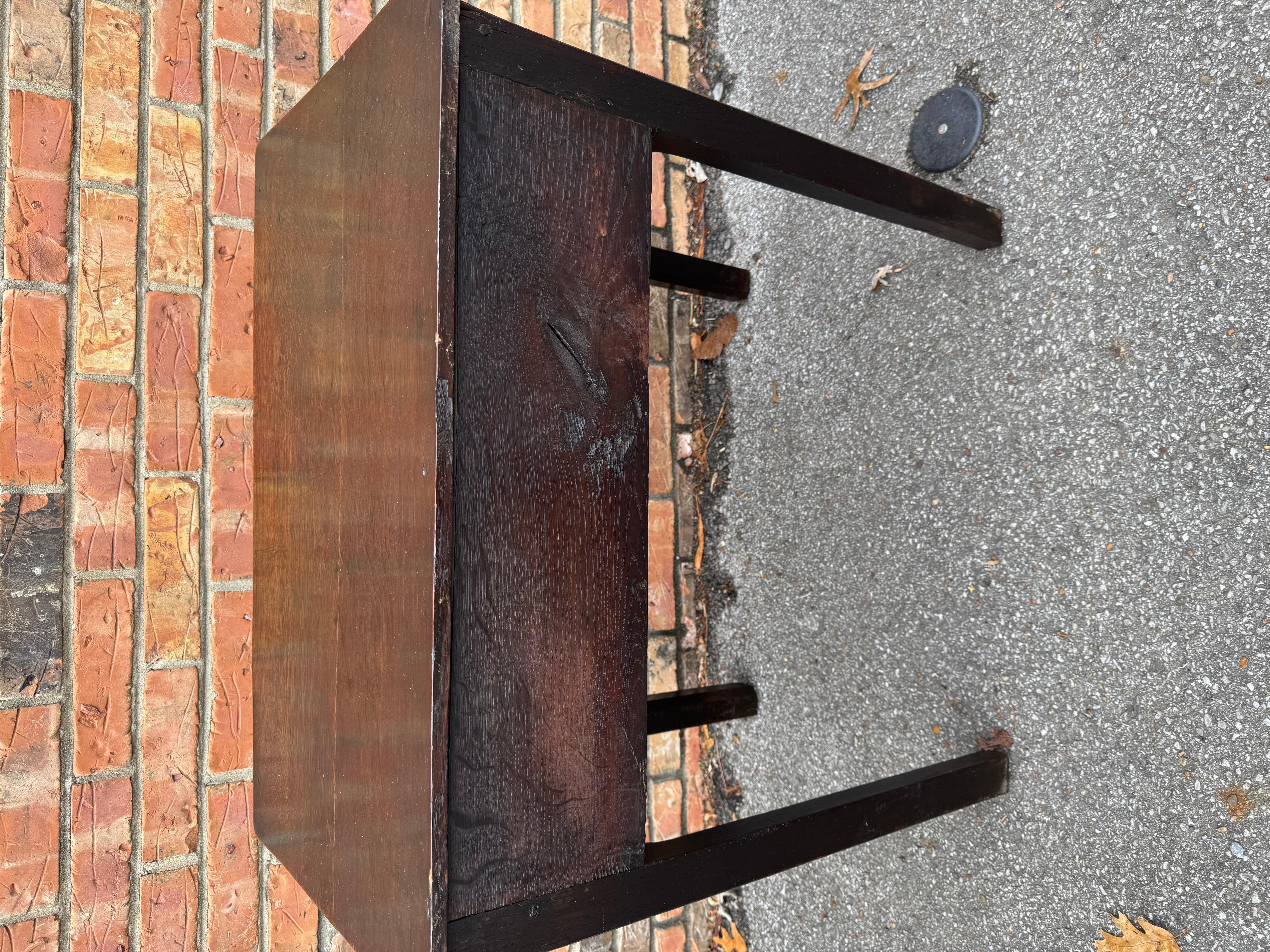 Table d'appoint anglaise du XVIIIe siècle en vente 5