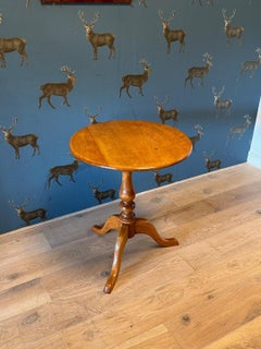 18th Century English tilt top table