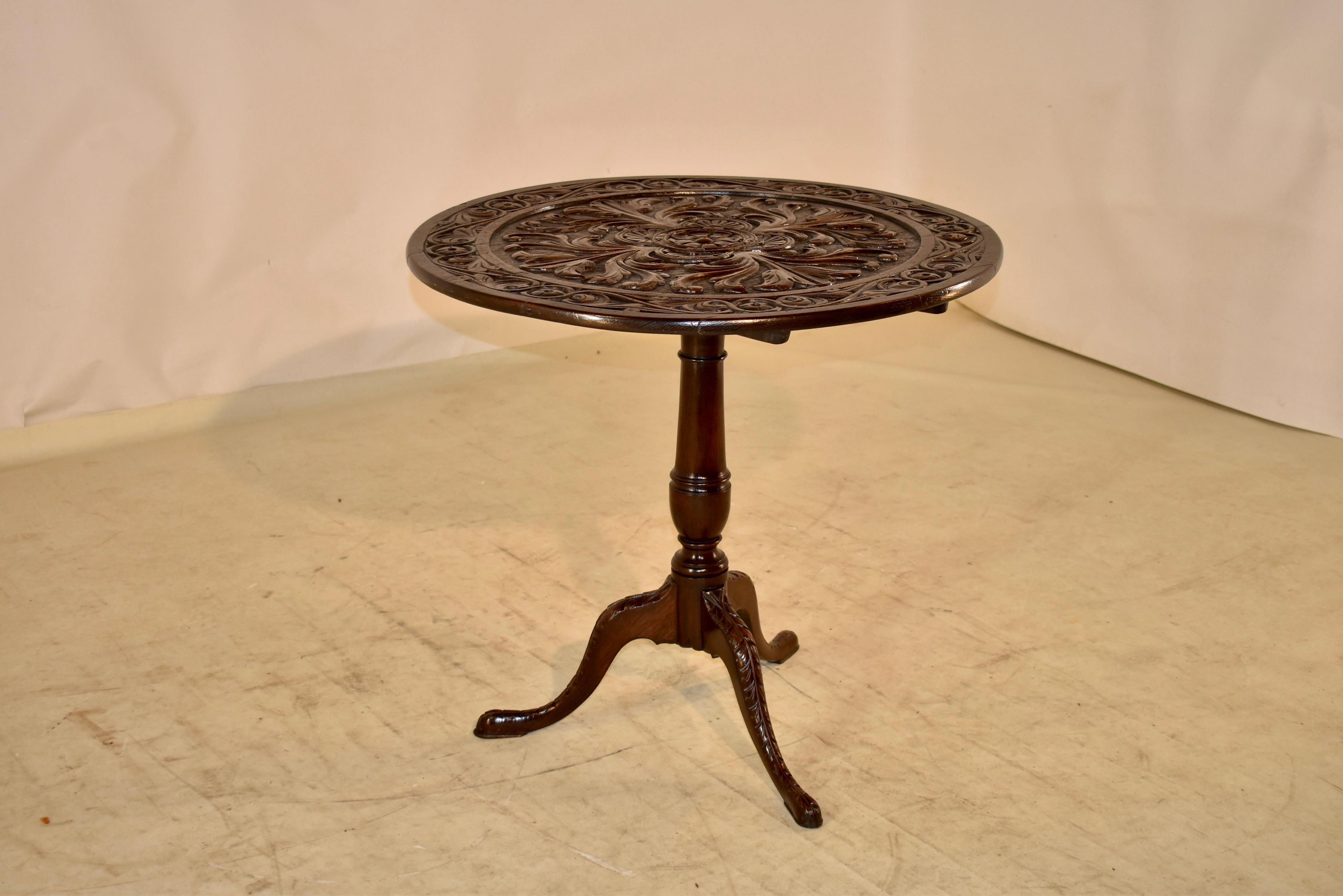 Oak 18th Century English Tilt-Top Table