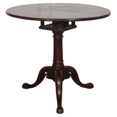 Englischer Dreibein-Tisch aus dem 18. Jahrhundert