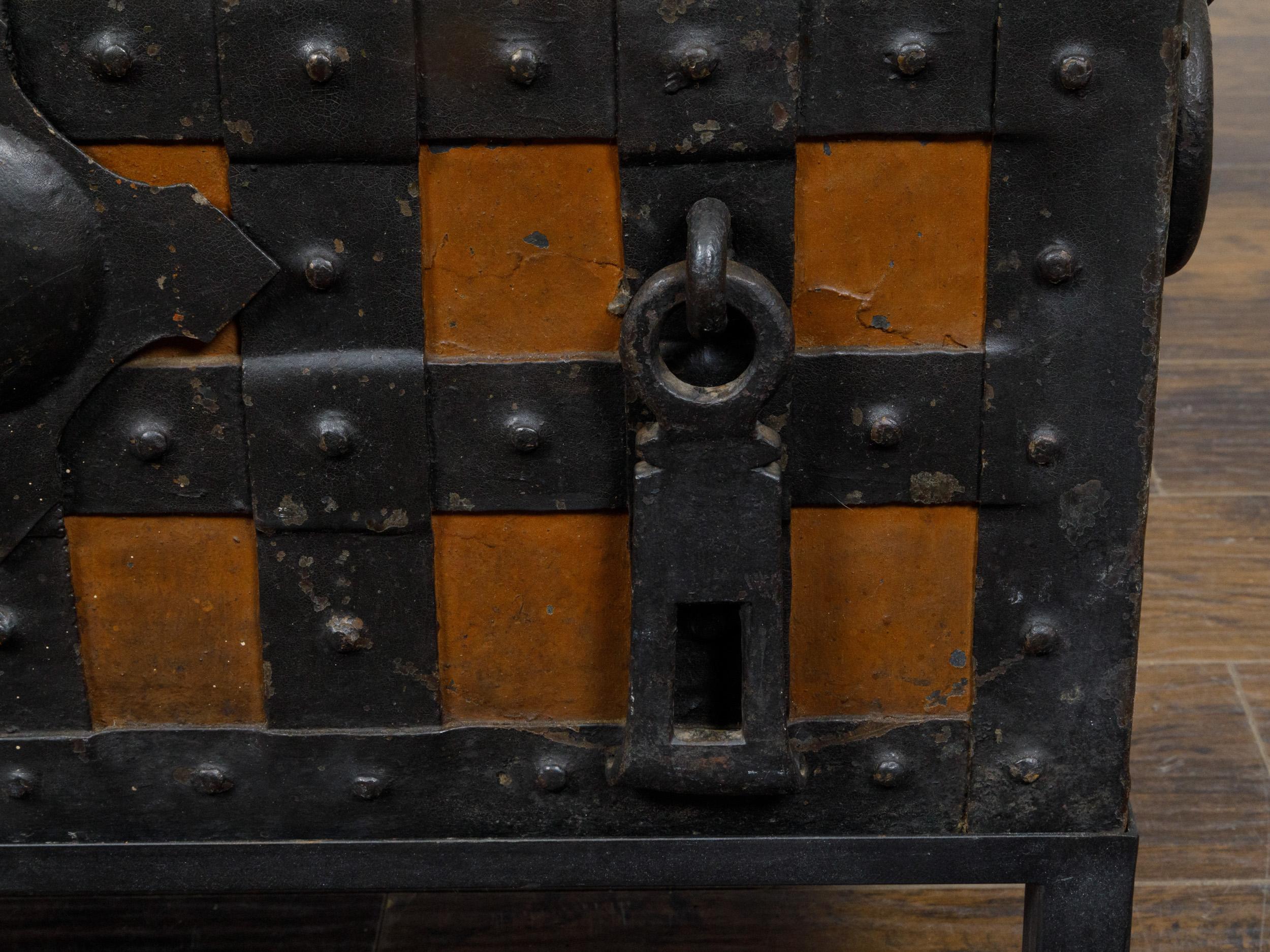 18th Century English Two-Toned Wrought Iron and Wood Sea Chest on Metal Legs For Sale 14