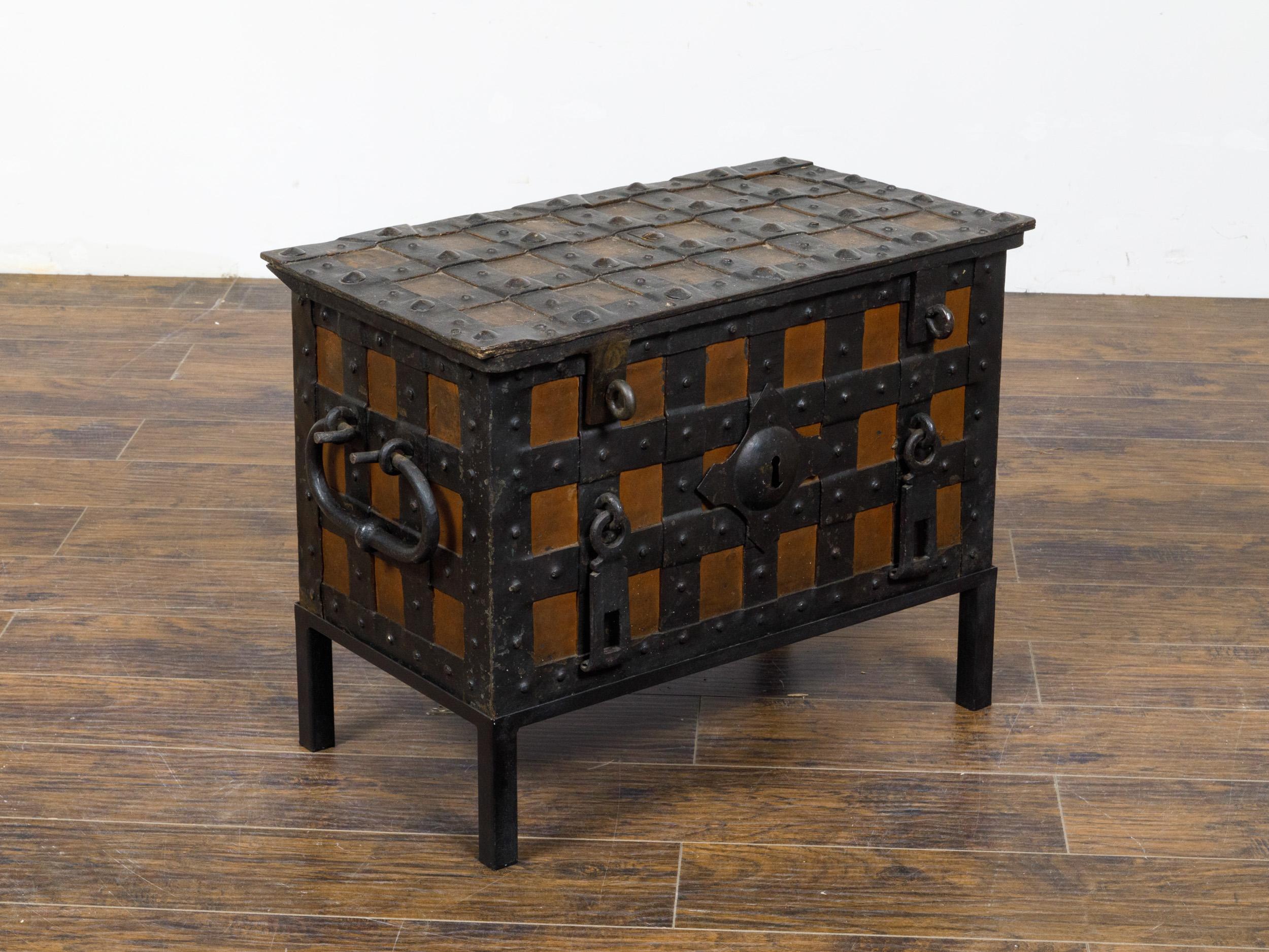 18th Century English Two-Toned Wrought Iron and Wood Sea Chest on Metal Legs For Sale 2