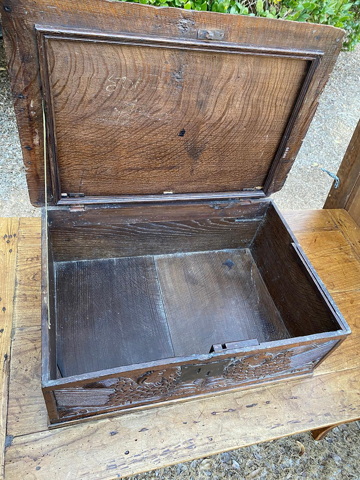 18th Century English Walnut Bible Box with Bird Motif For Sale 7