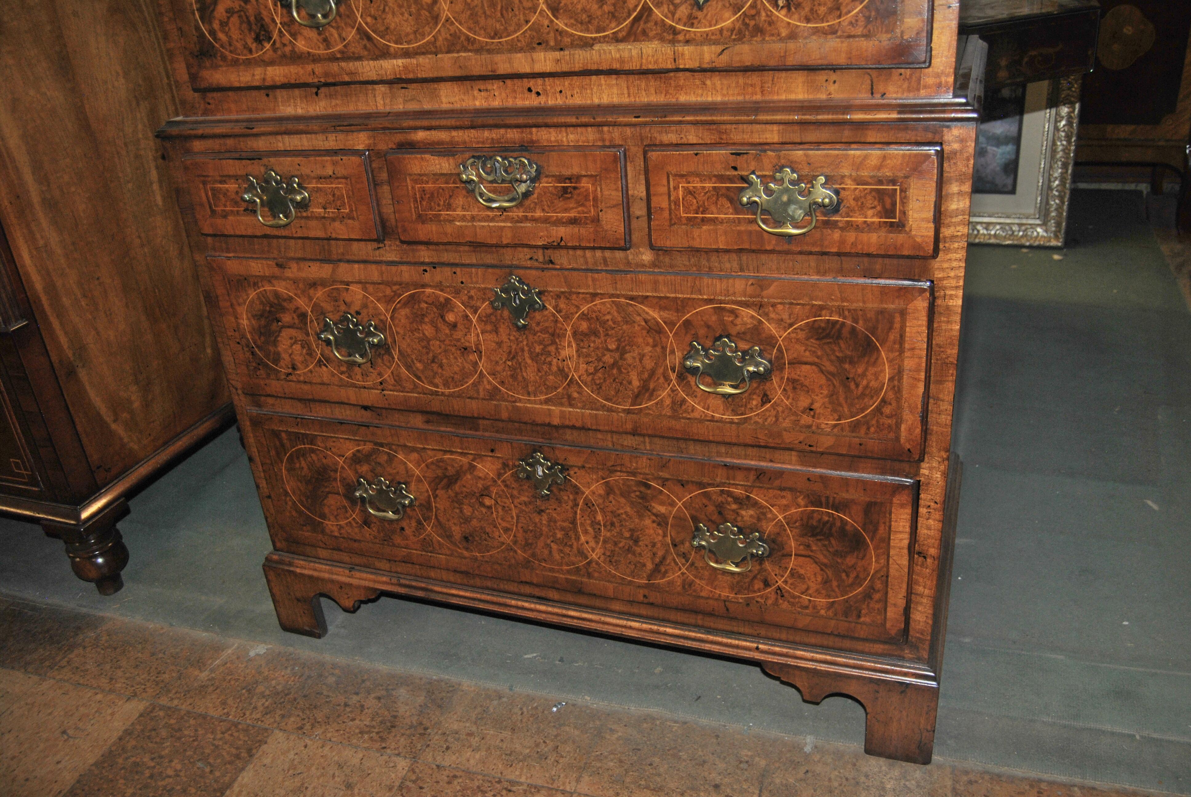 18th Century English Walnut Chest on Chest (George III.)