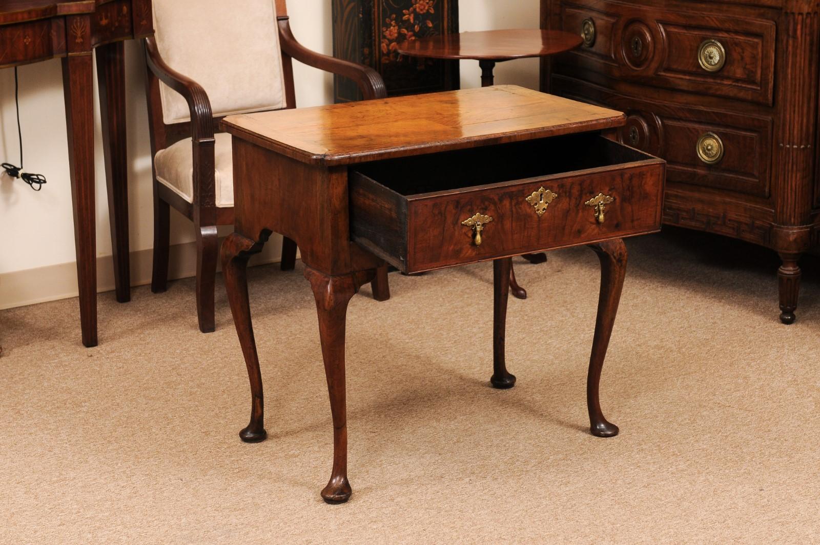 18th Century and Earlier 18th Century English Walnut Lowboy with 1 Drawer, Cabriole Legs & Pad Foot For Sale