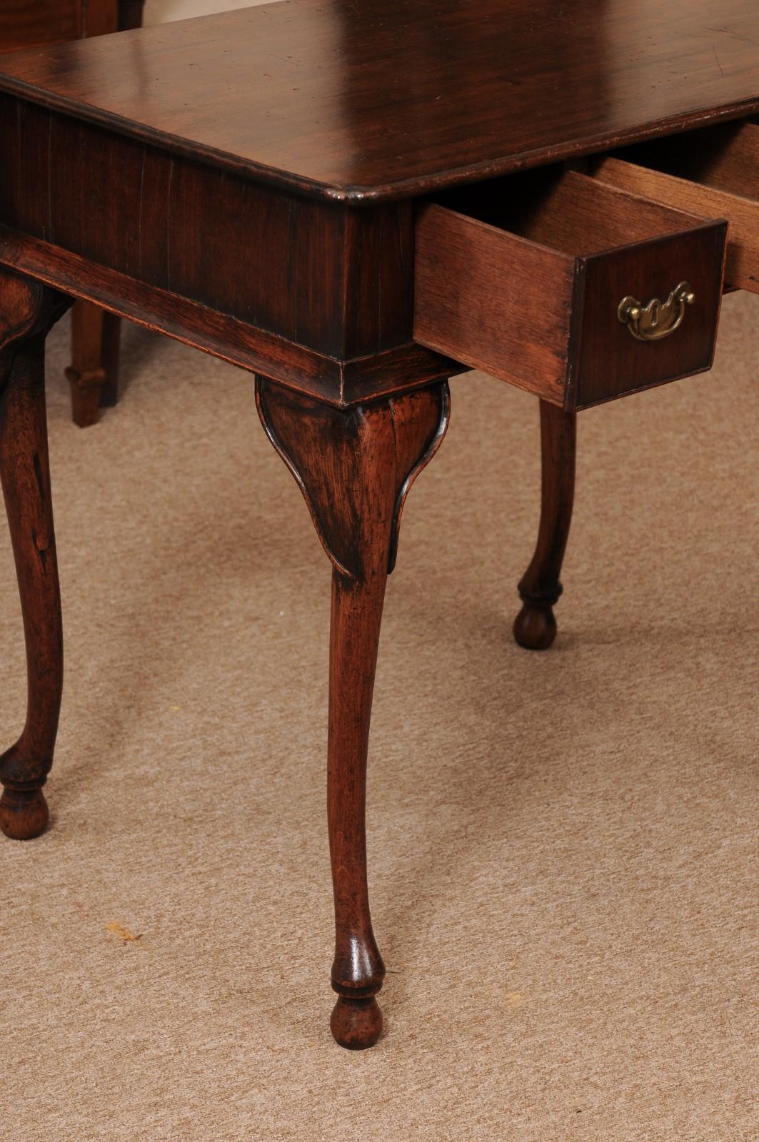 18th Century English Walnut Lowboy with 3 Drawers & Cabriole Legs For Sale 1