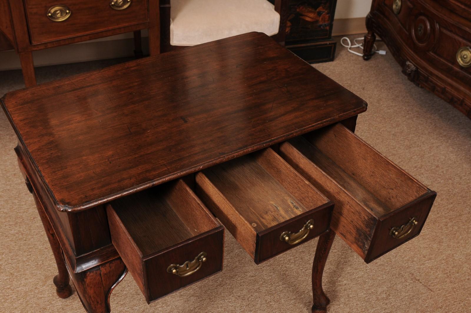 18th Century English Walnut Lowboy with 3 Drawers & Cabriole Legs For Sale 2
