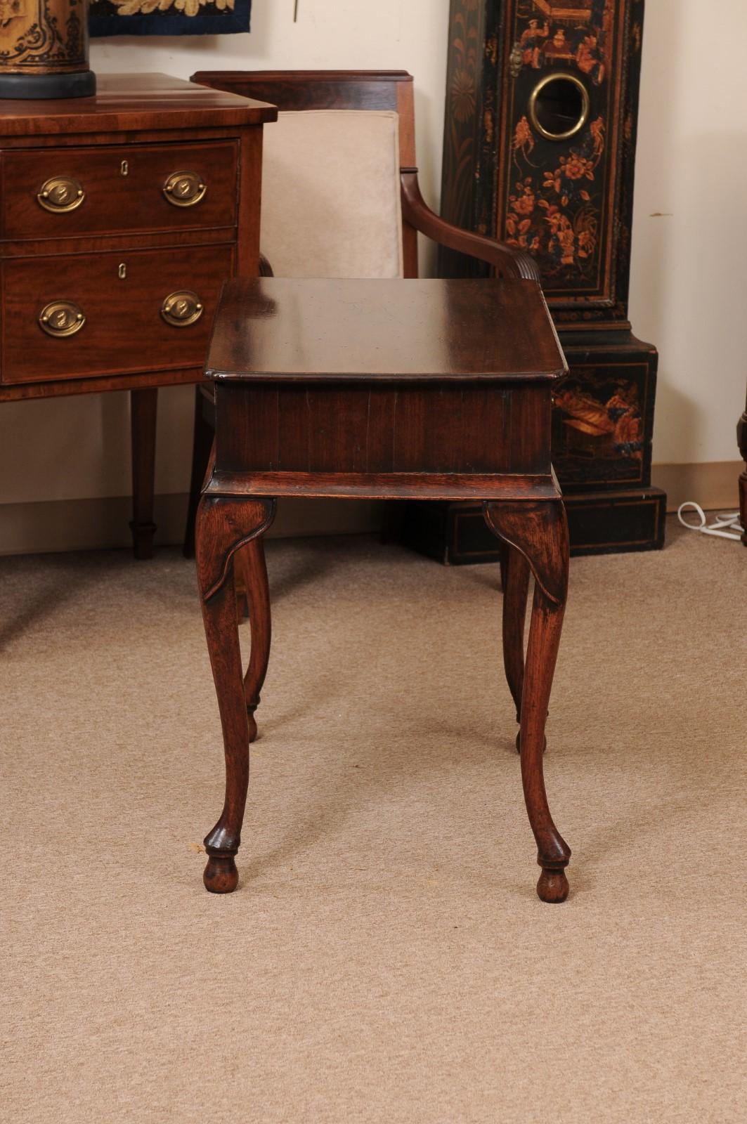 18th Century English Walnut Lowboy with 3 Drawers & Cabriole Legs For Sale 3