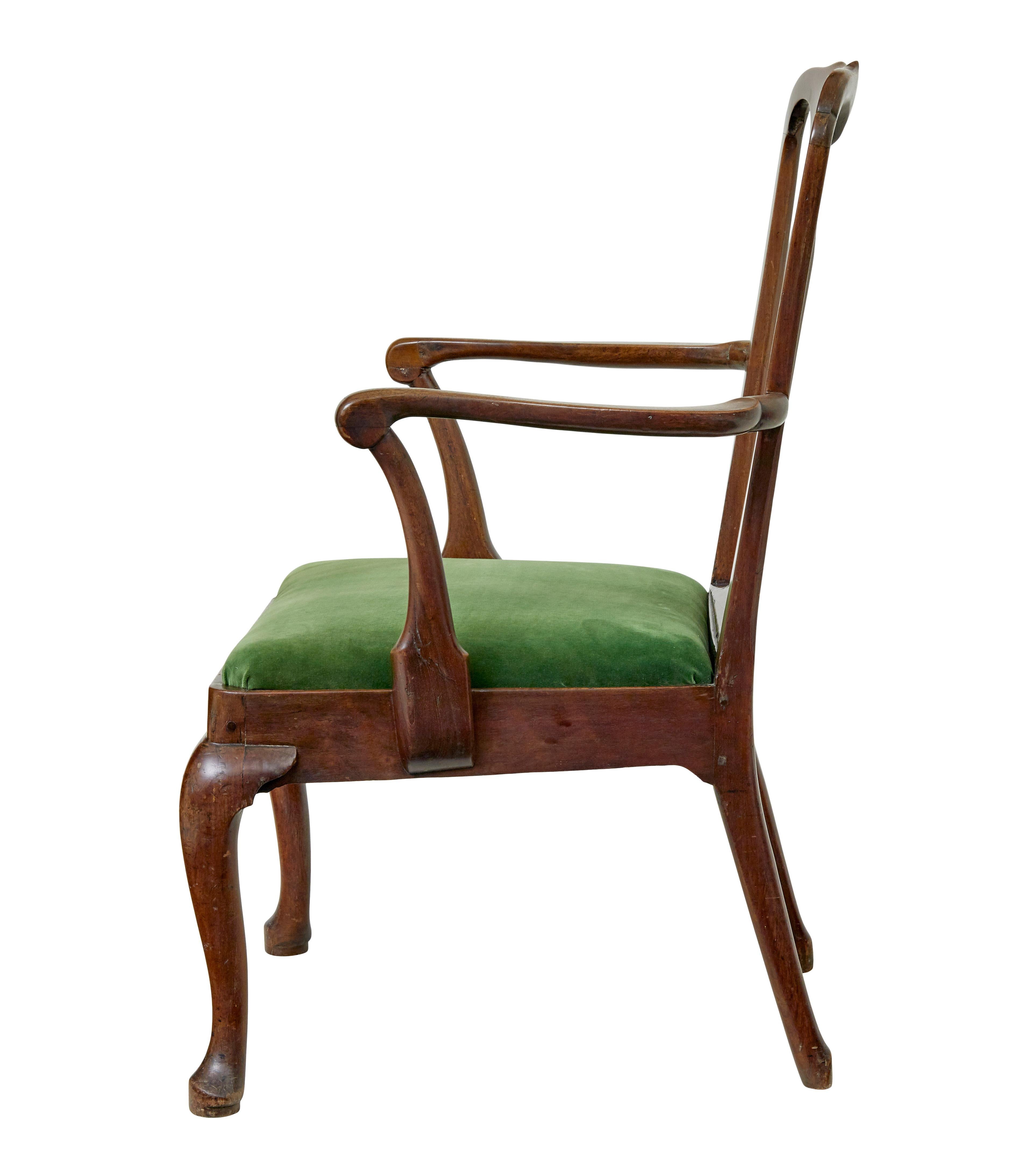 Inglese 18th century English walnut study armchair in vendita