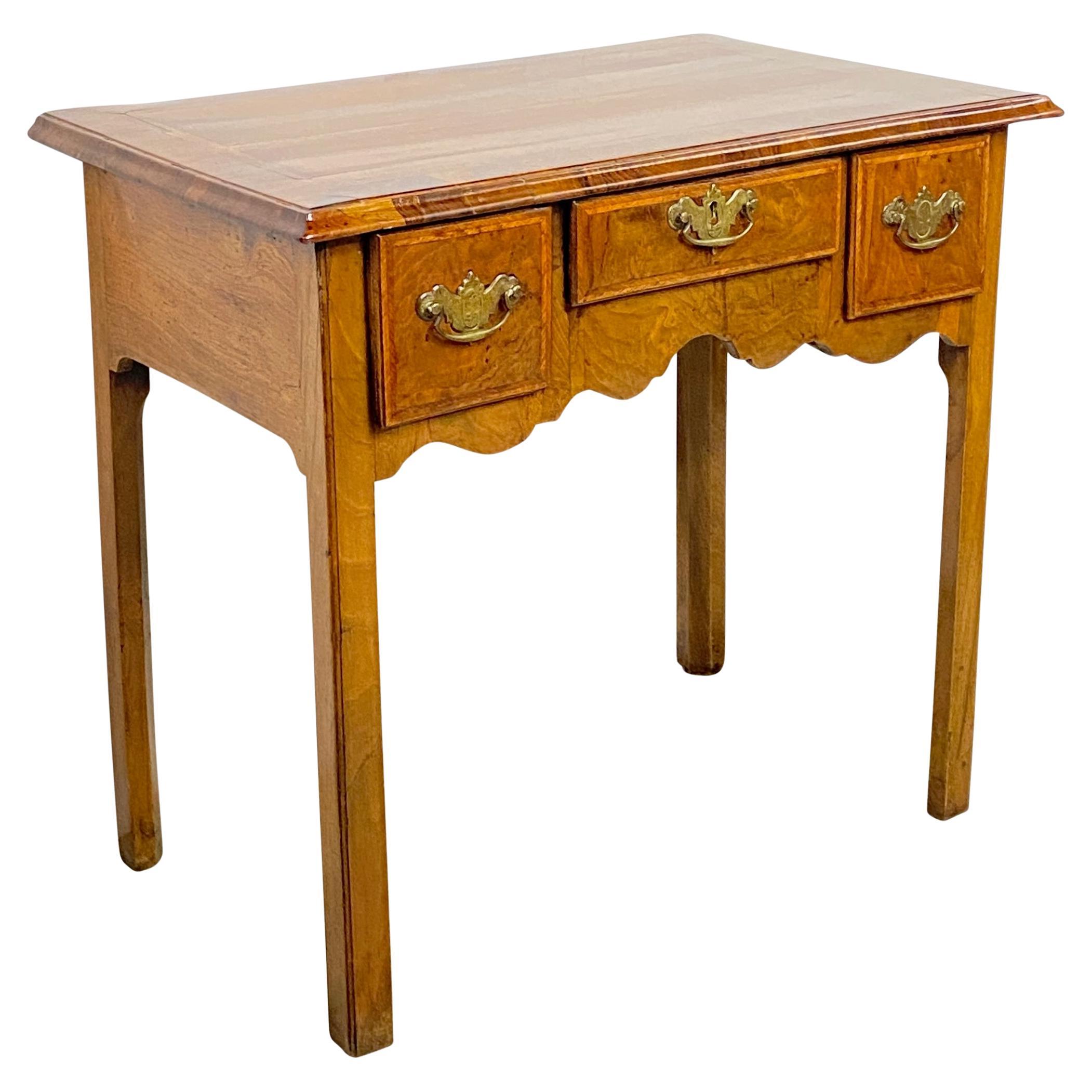 18th Century English Walnut Writing Table Desk / Dressing Table For Sale