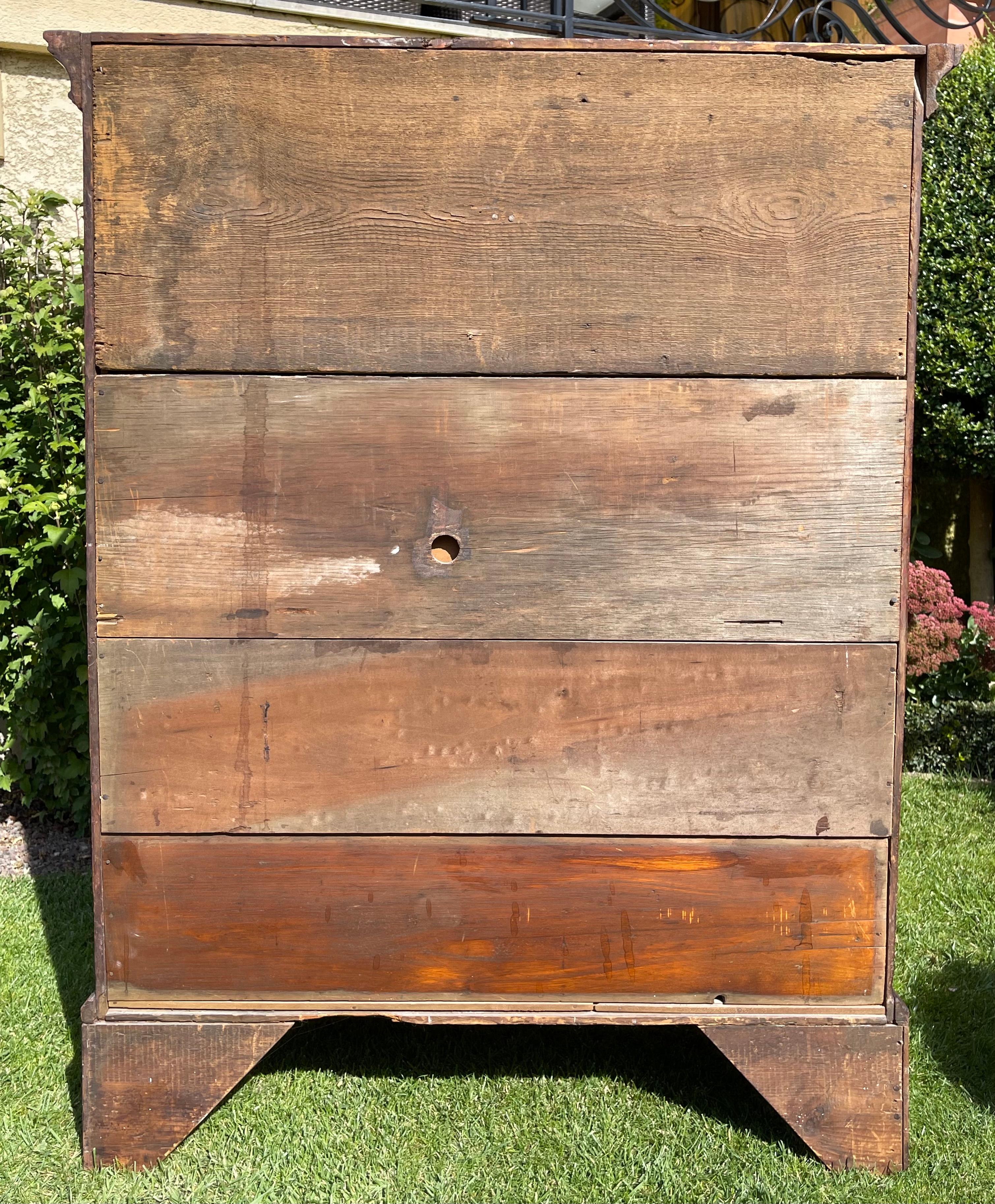 18th Century, English Weekly Cabinet in Mahogany For Sale 12
