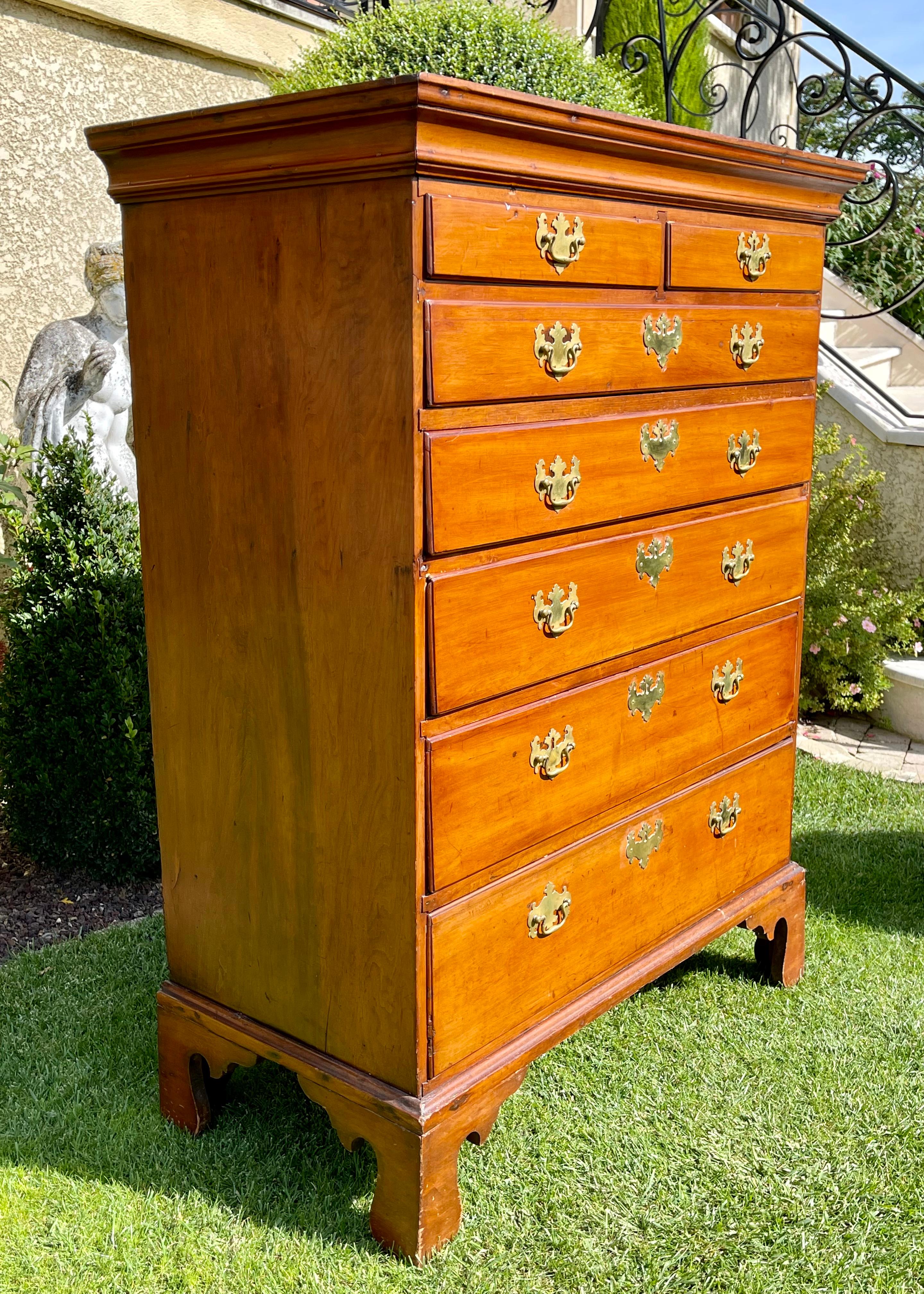 18th Century, English Weekly Cabinet in Mahogany For Sale 1