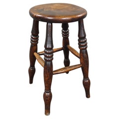 Antique 18th-century English Windsor Stool in very good condition