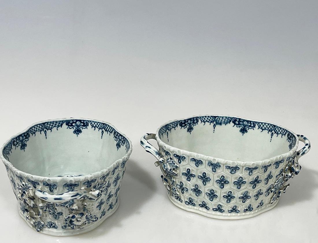 Dos cestos con tapa de porcelana Worcester inglesa del siglo XVIII, ca. 1770 en venta 1