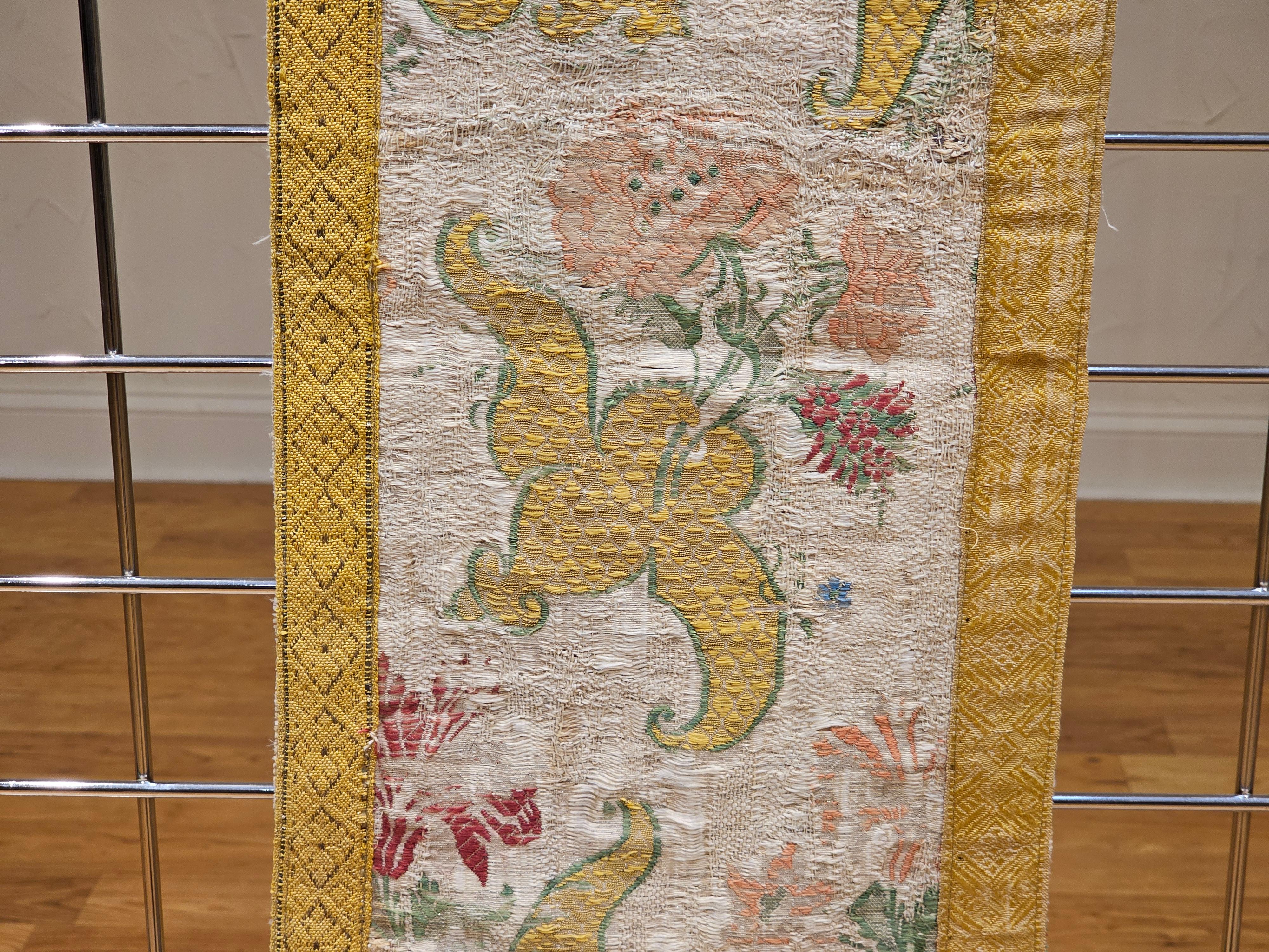 18th Century European Hand Embroidered Silk and Gilt Threads Textile Panel In Good Condition For Sale In Barrington, IL