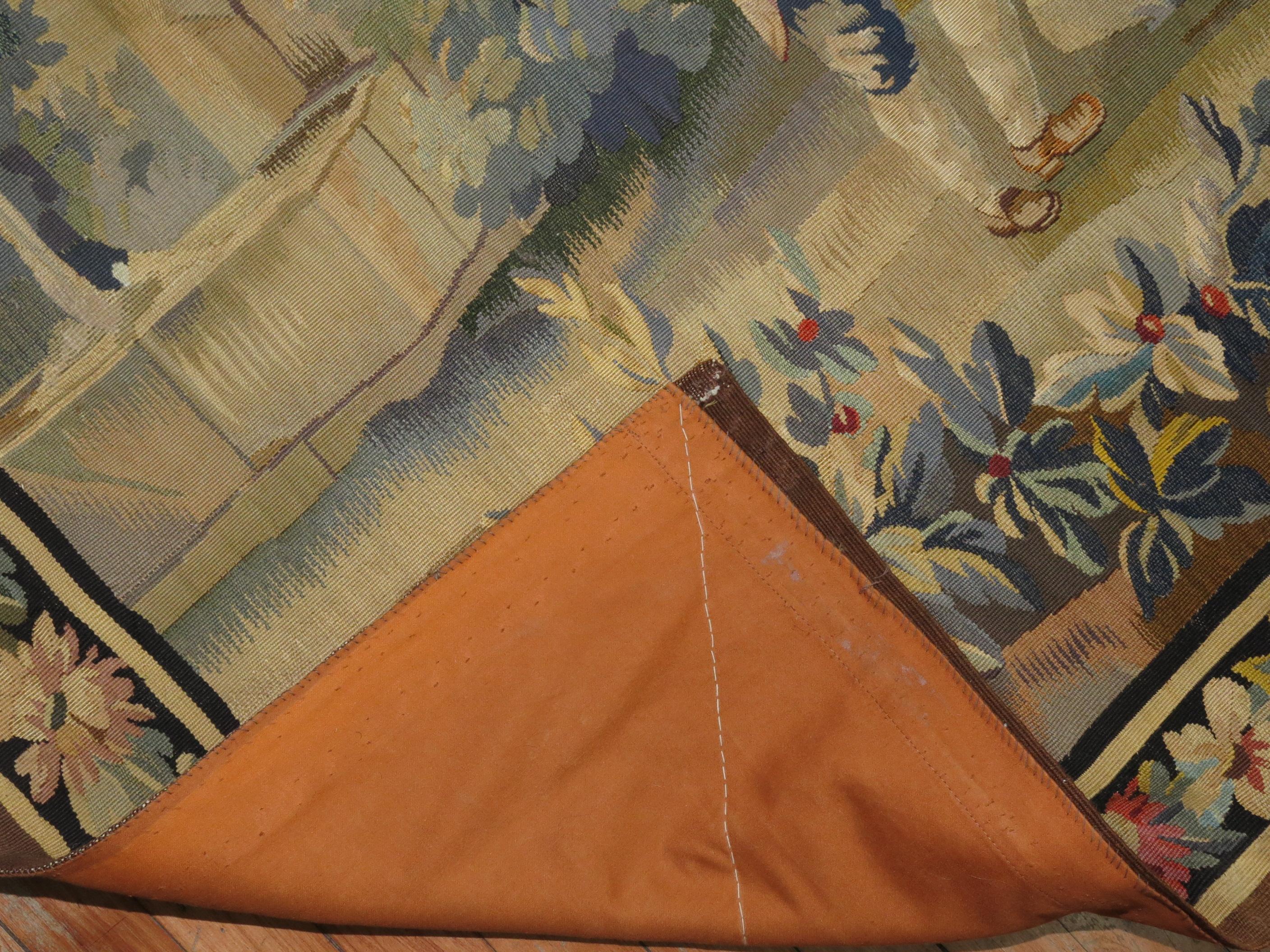 Ein einzigartiger handgefertigter französischer horizontaler handgewebter Wandteppich aus dem frühen 20. möglicherweise späten 19. Jahrhundert. Maße: 4'9