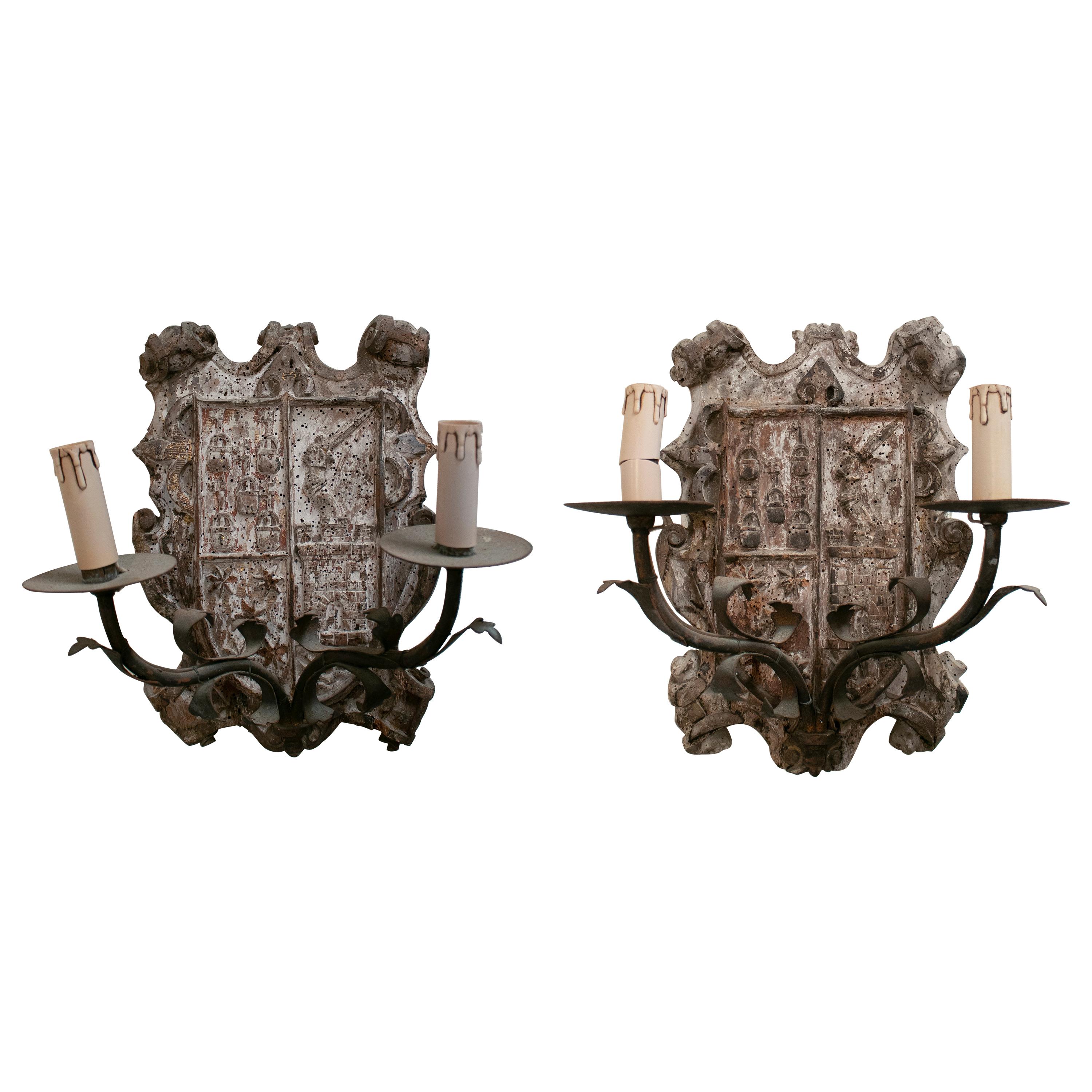 18th Century European Pair of Wood Crest Two-Arm Sconce Wall Lamps