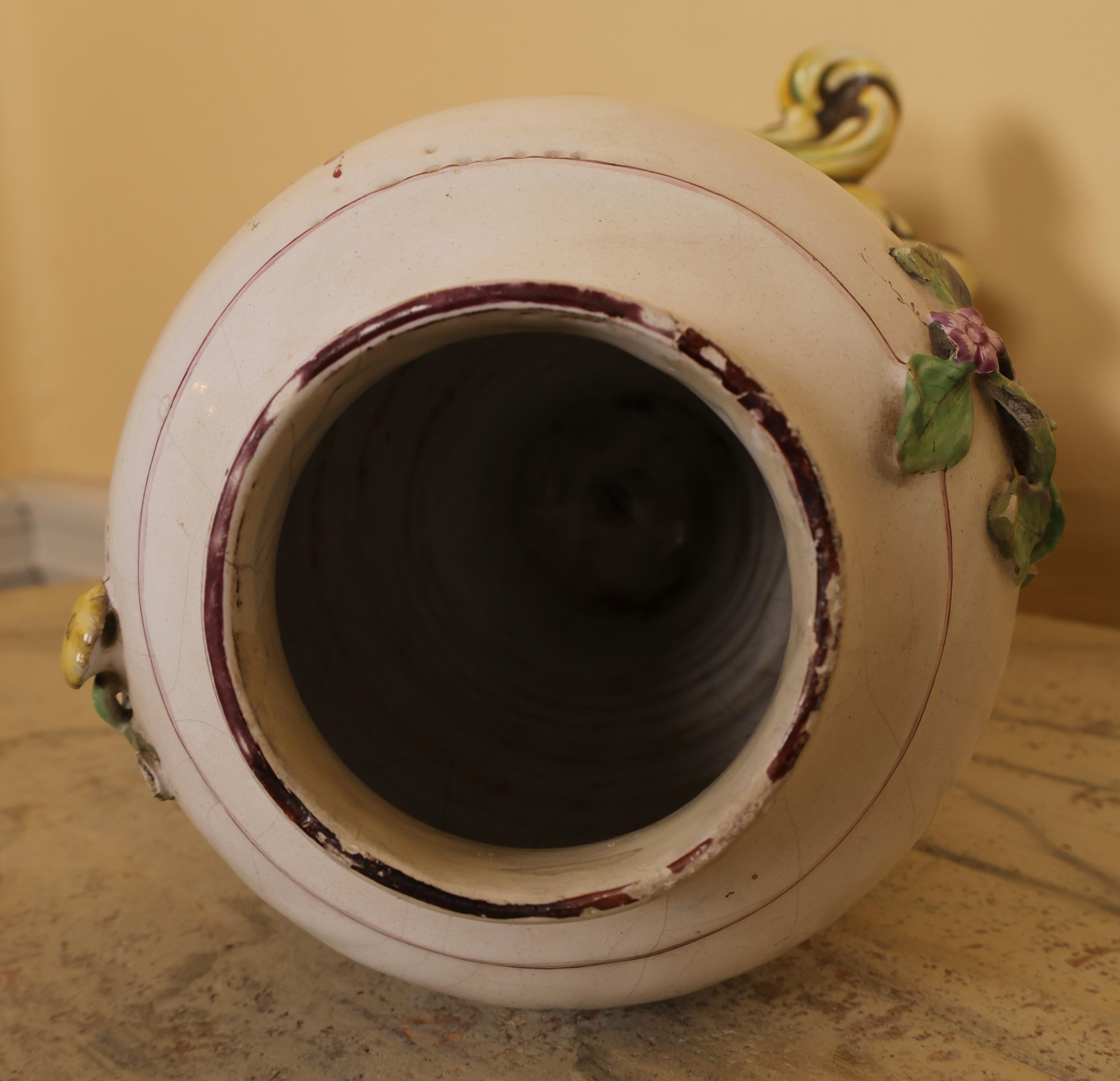Vaso da terrazza in maiolica del XVIII secolo in vendita 1