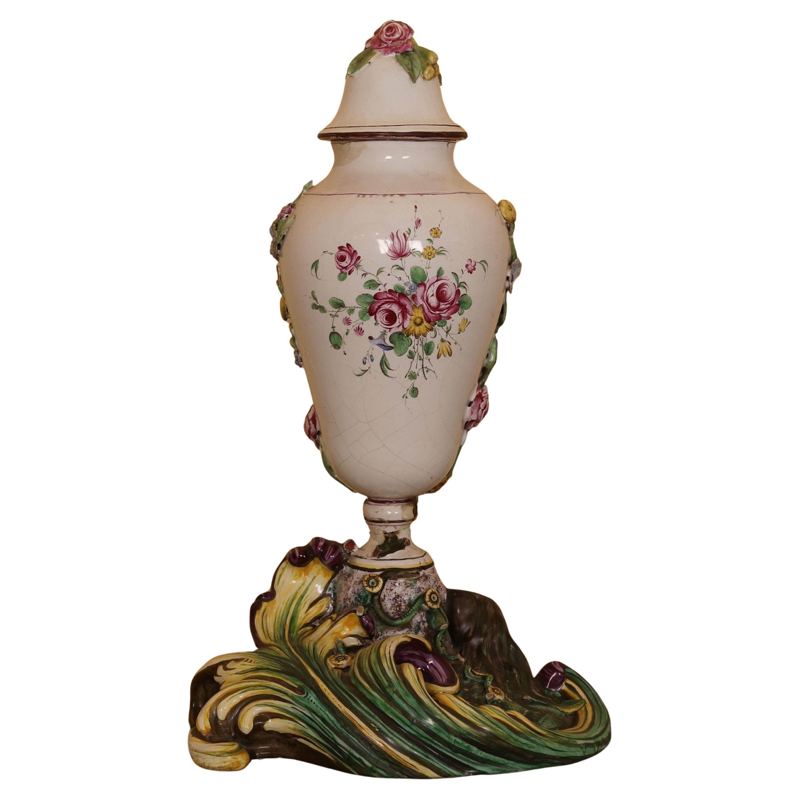 Vaso da terrazza in maiolica del XVIII secolo