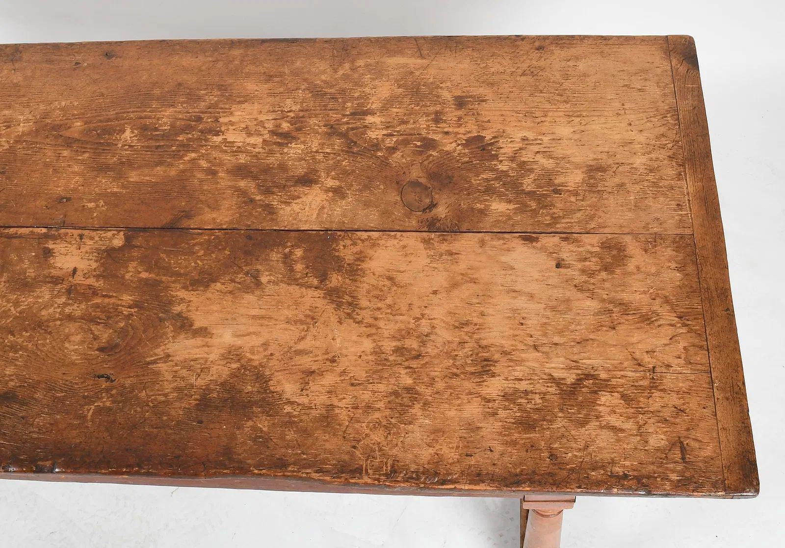 Federal 18th Century Farm Table made of pine and maple For Sale