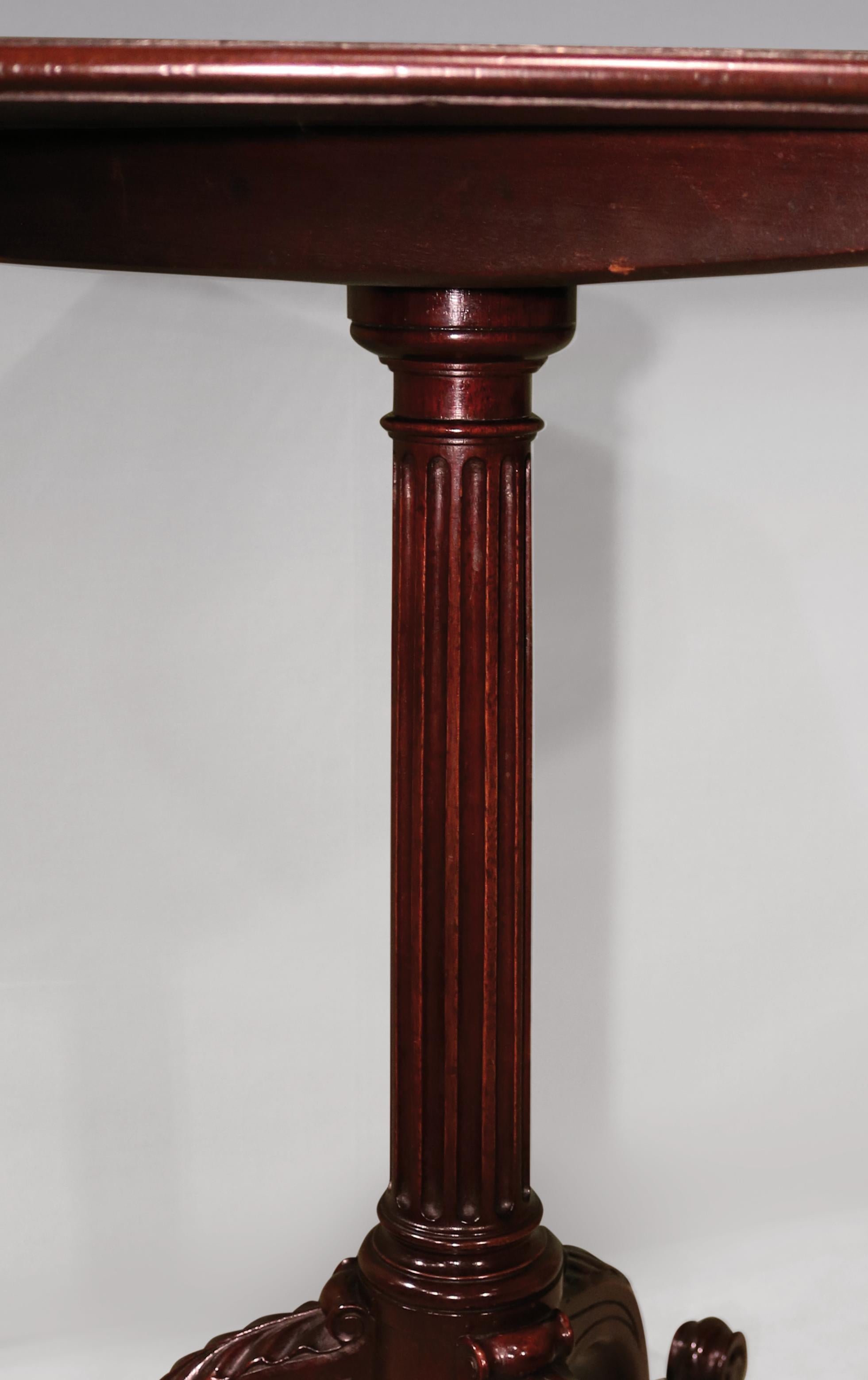 18th Century Figured Mahogany Tripod Table In Good Condition In London, GB