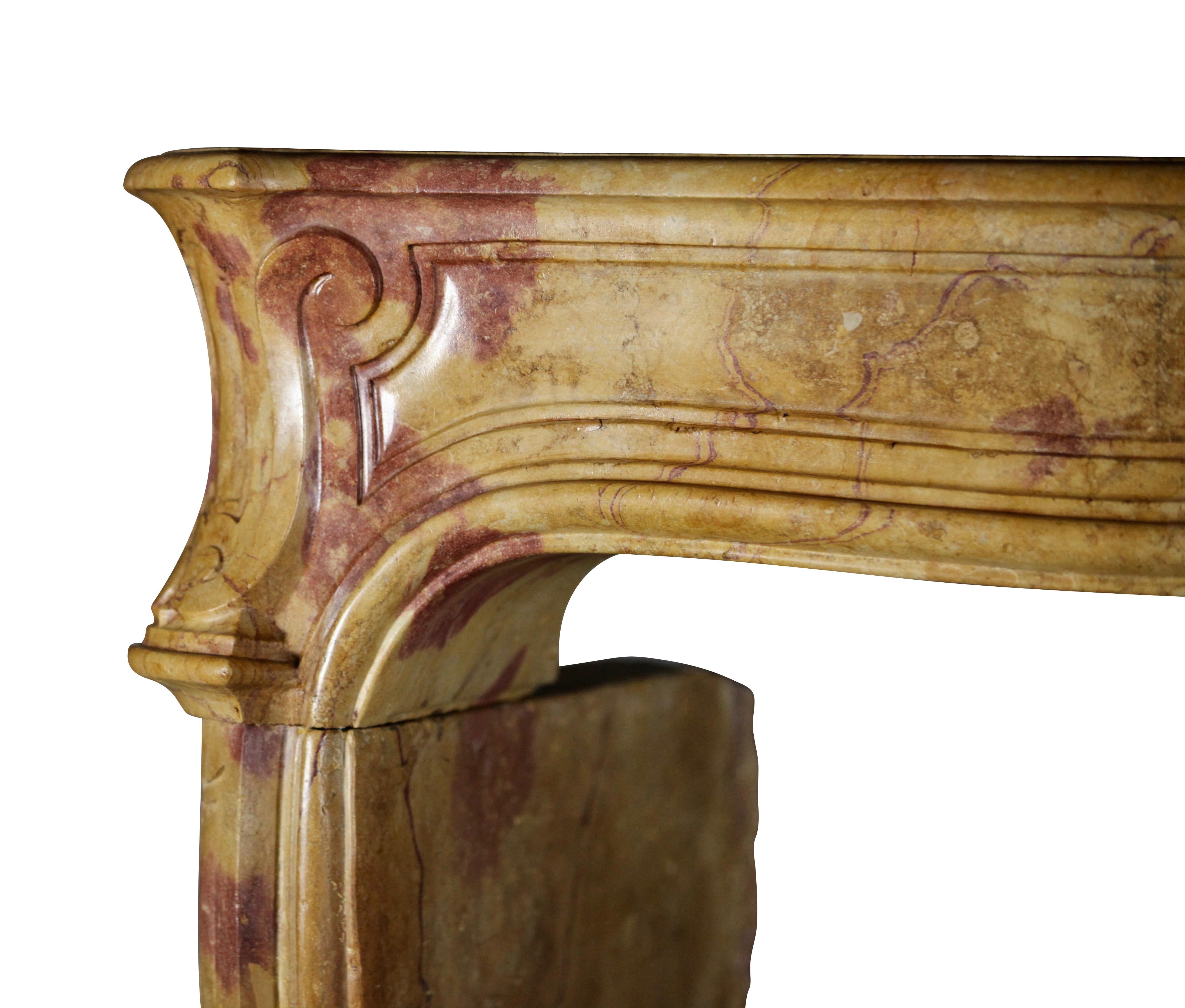 18th Century Fine French Bicolor Marble Hard Stone Antique Fireplace Mantle In Excellent Condition For Sale In Beervelde, BE