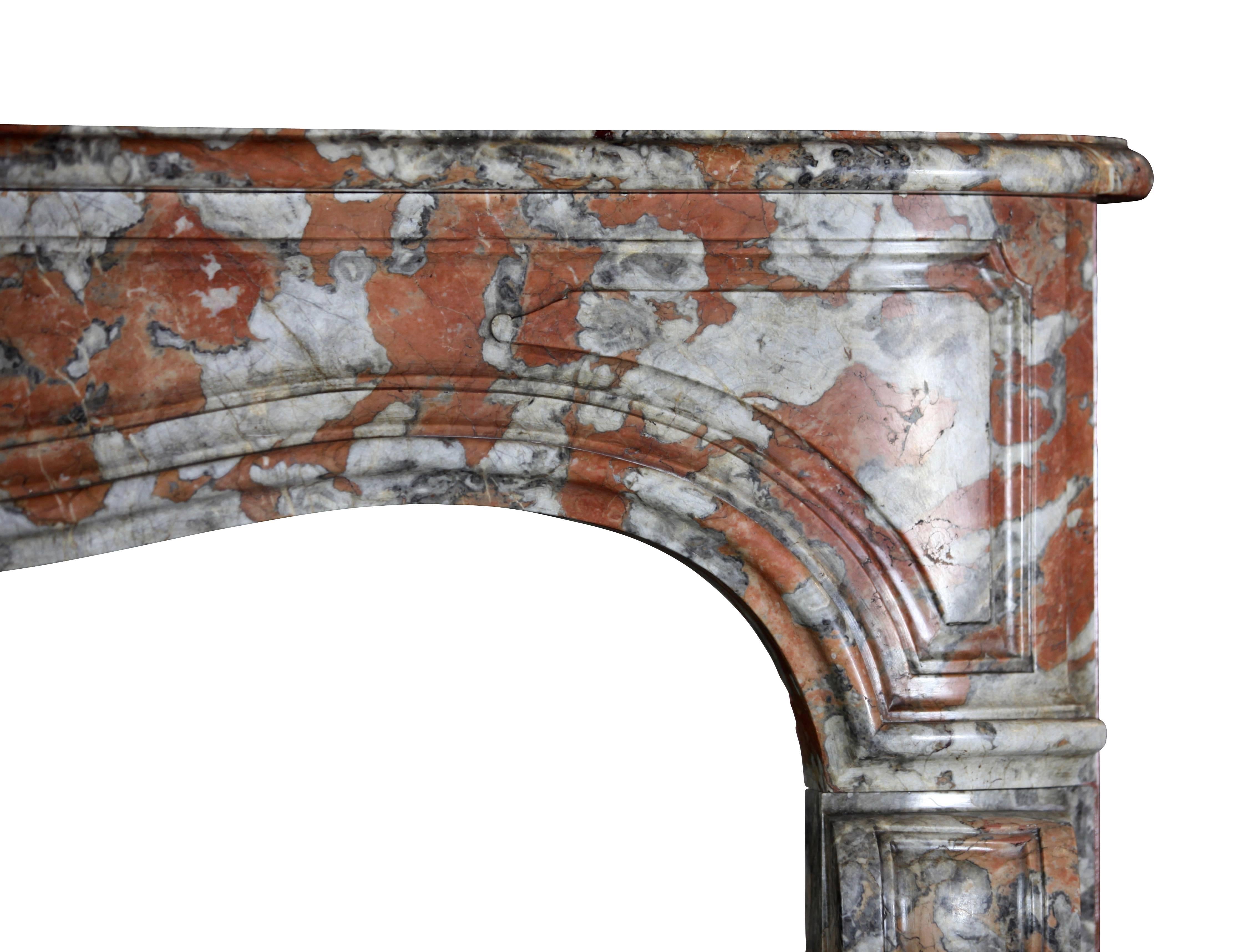 18th Century Fine Parisian Regency Antique Fireplace Surround in Marble In Excellent Condition In Beervelde, BE