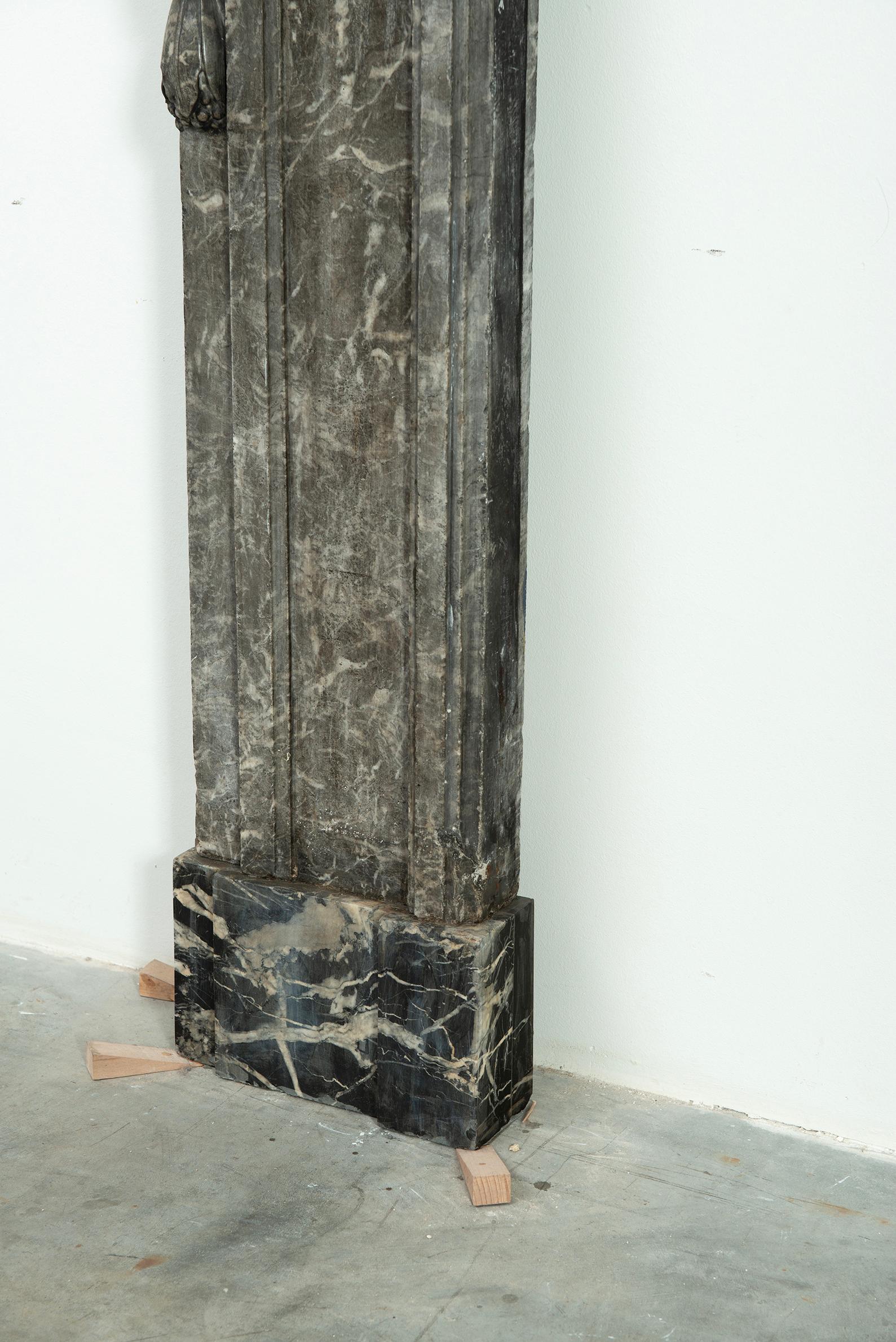 18th Century Fireplace Mantel in Gris d'Ardenne Marble For Sale 6