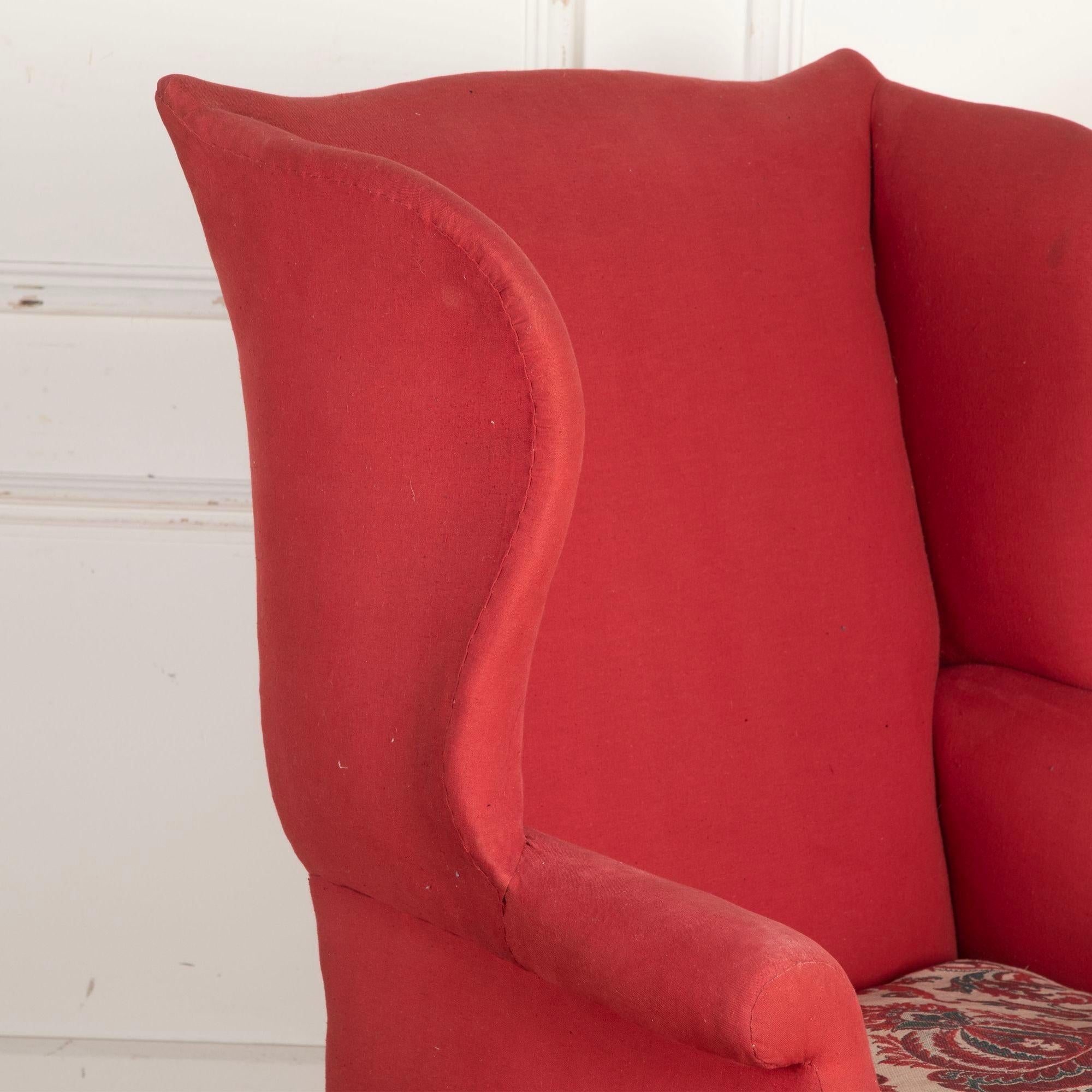 Anglais Fauteuil de cheminée à dossier du XVIIIe siècle en vente