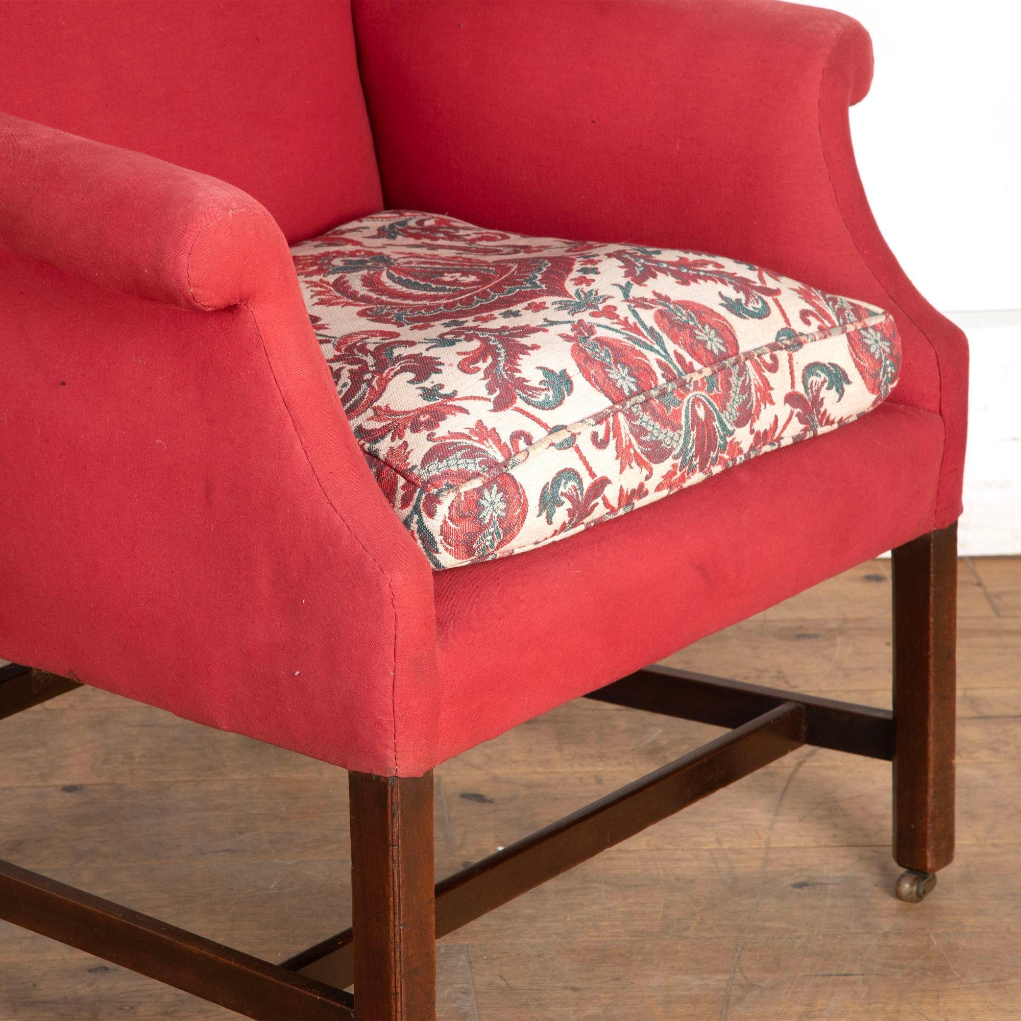 XVIIIe siècle et antérieur Fauteuil de cheminée à dossier du XVIIIe siècle en vente