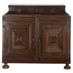 Meuble de table flamand du 18e siècle
