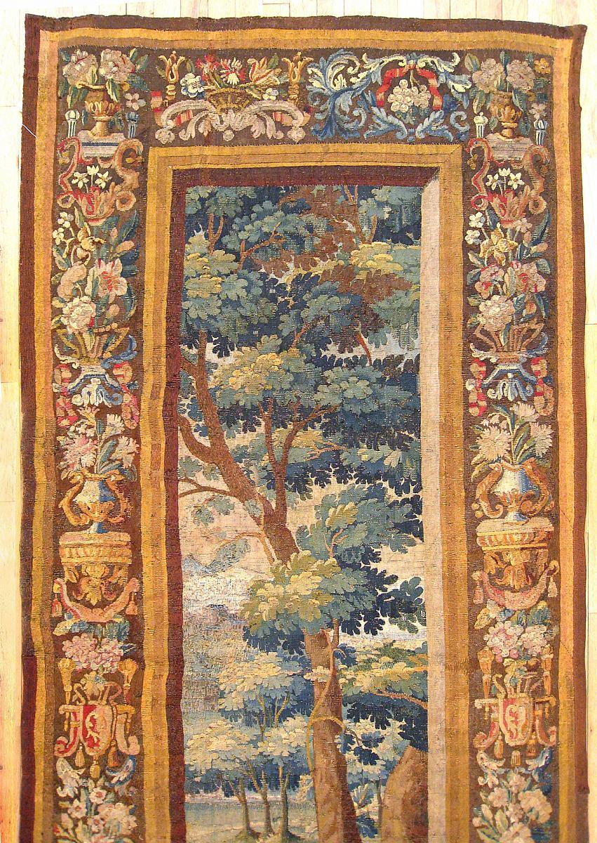 Tissé à la main Tapisserie flamande Verdure du XVIIIe siècle en vente
