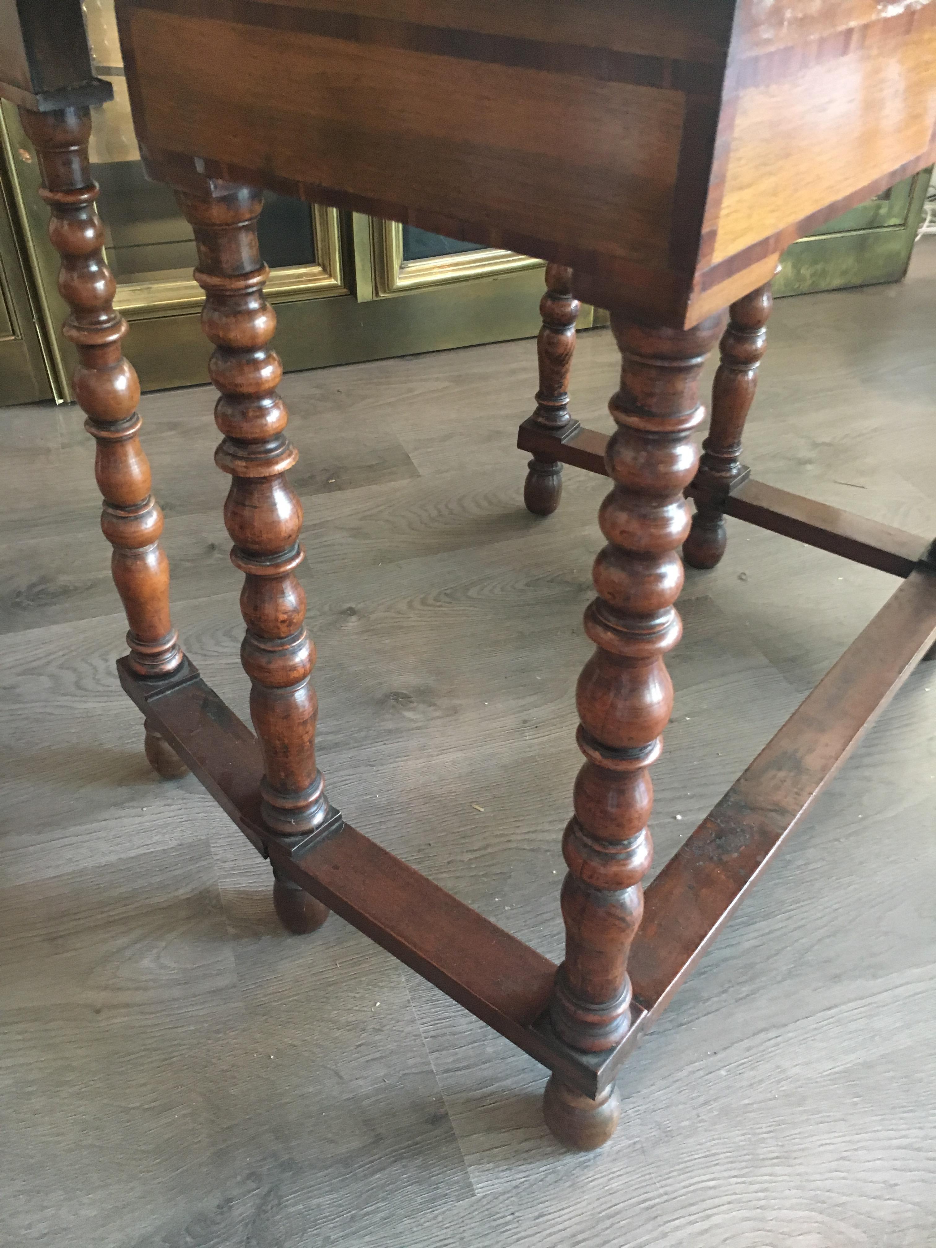 18th Century Flip Top Gate leg Card Table/ Console Period Top with Later Bottom For Sale 1