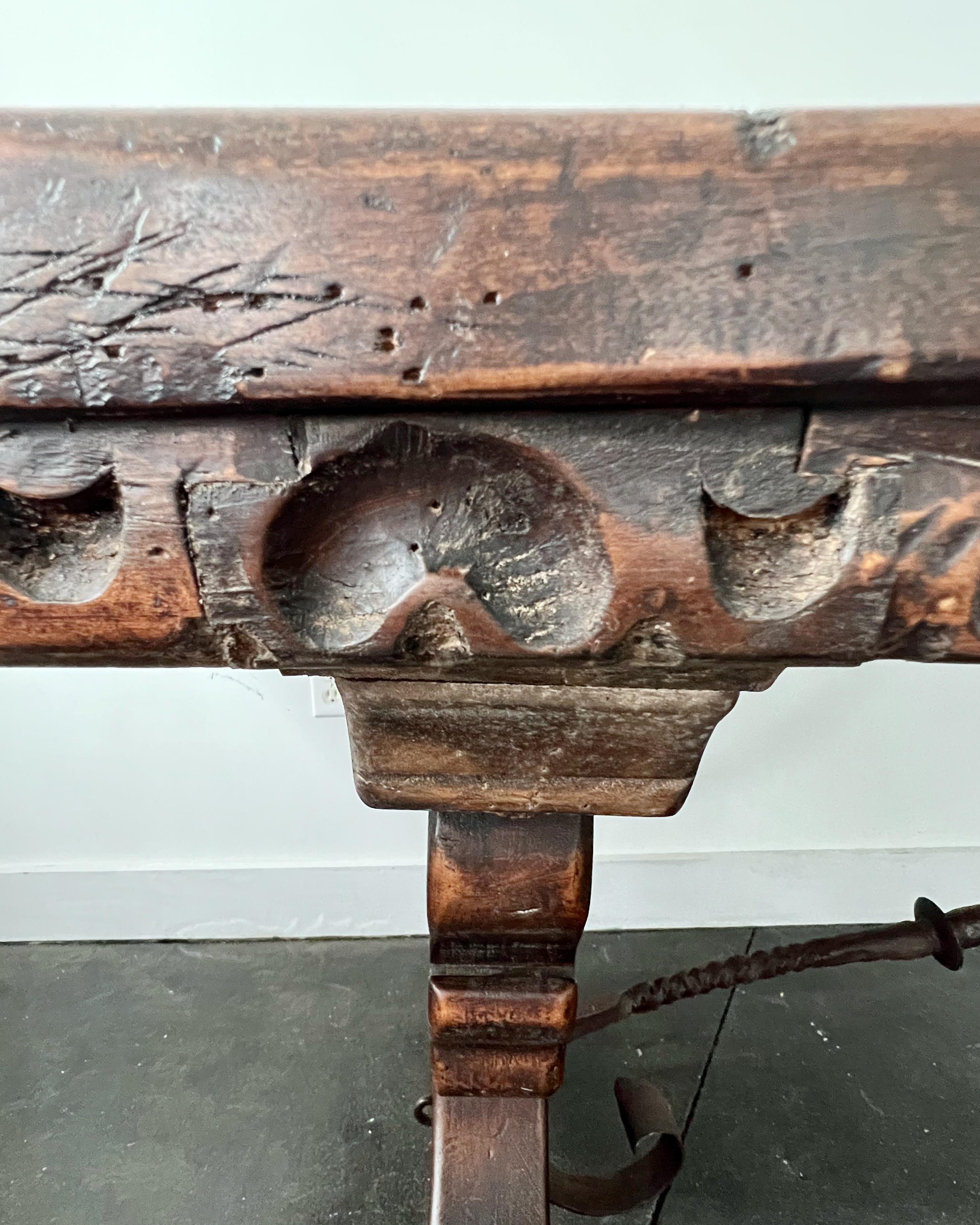18th Century Florentine Italian Walnut Dining Table with Iron Stretcher  For Sale 2