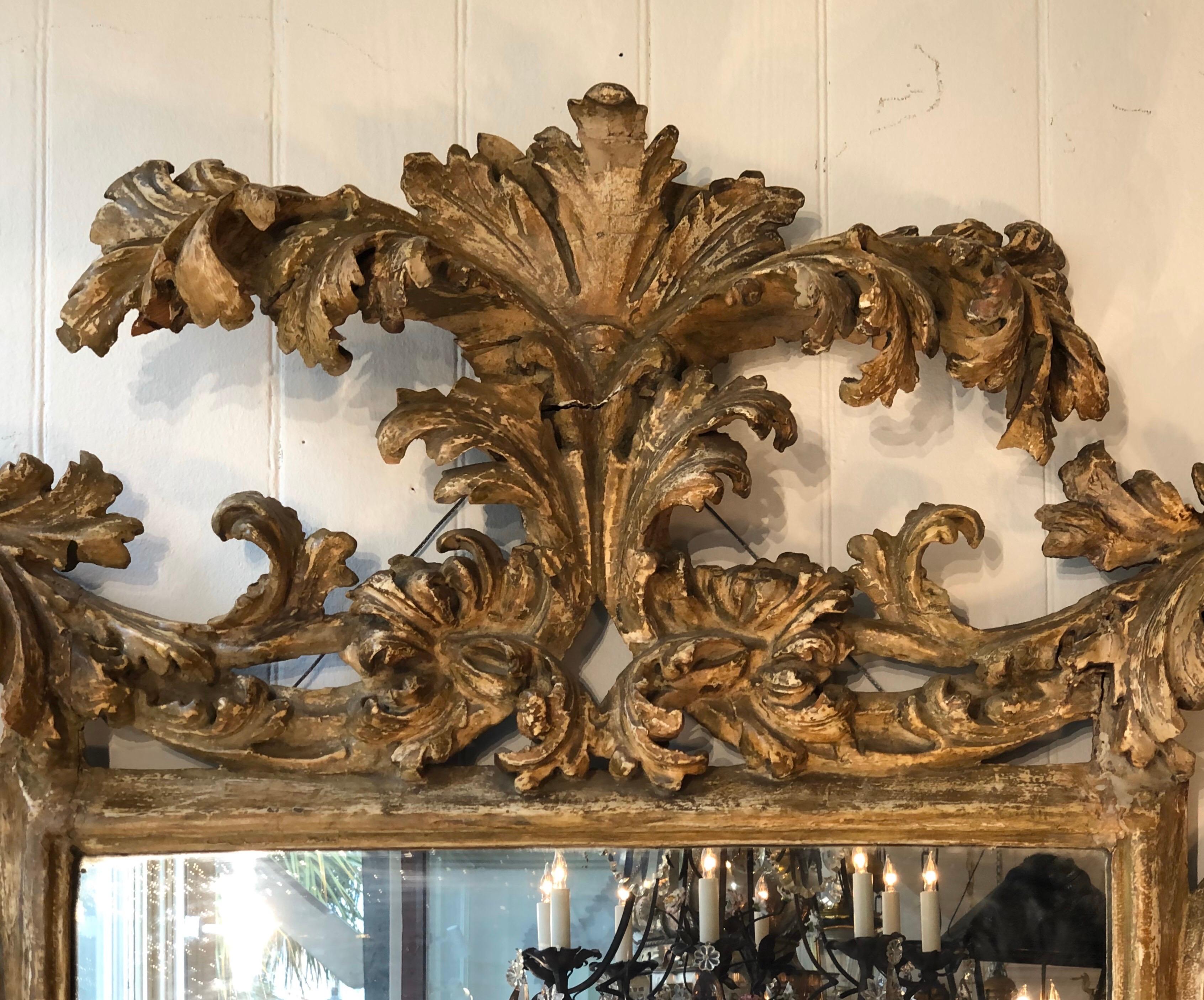 18th Century Florentine Mirror with an Elegant Worn Finish In Fair Condition In Charleston, SC