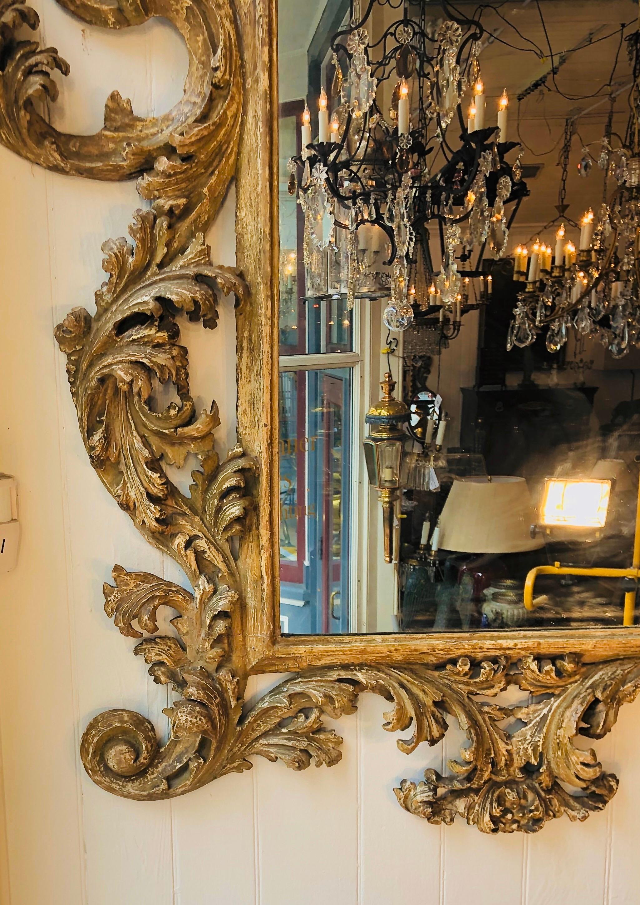 18th Century Florentine Mirror with an Elegant Worn Finish 1