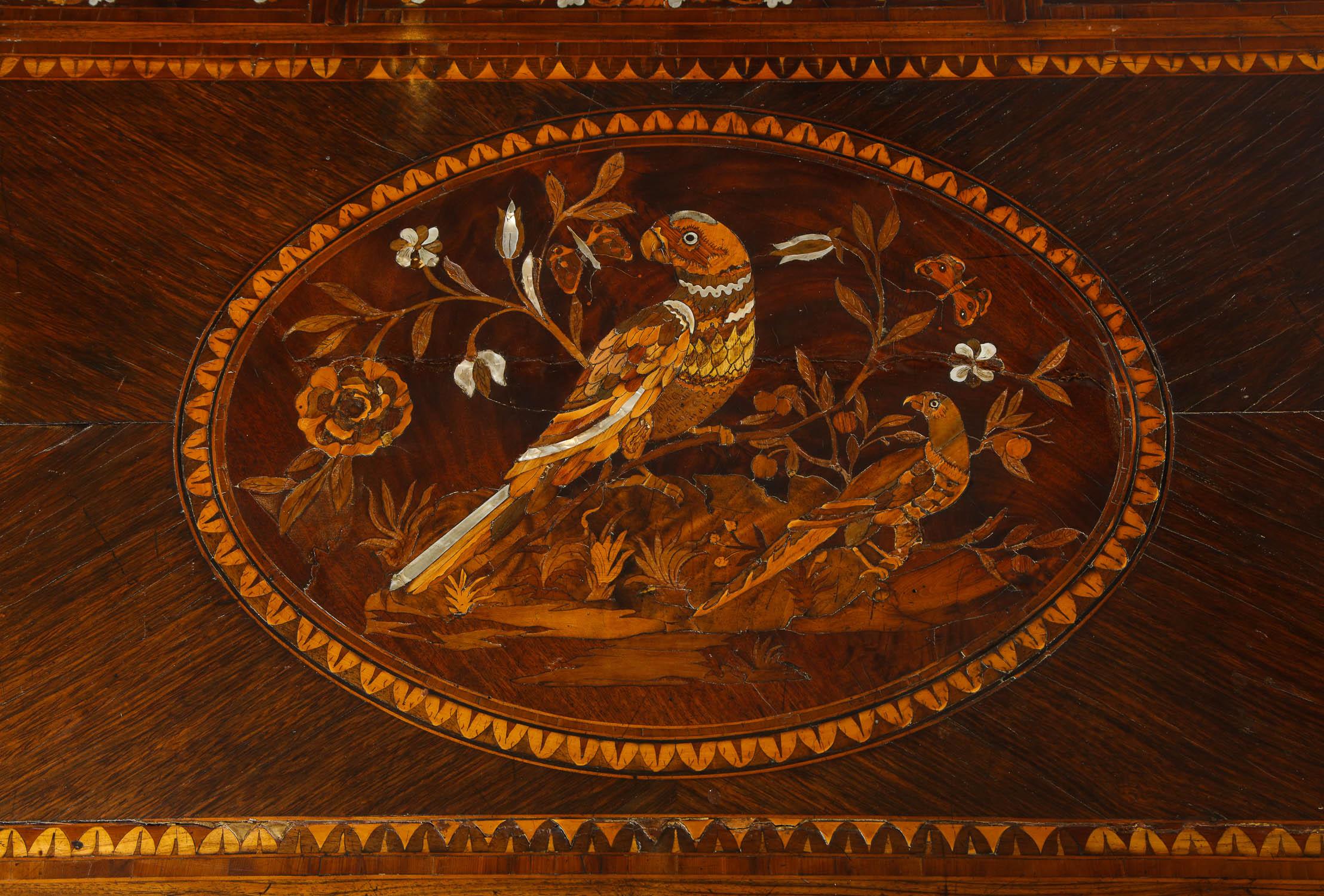 18th Century Florentine Neoclassical Commode 10