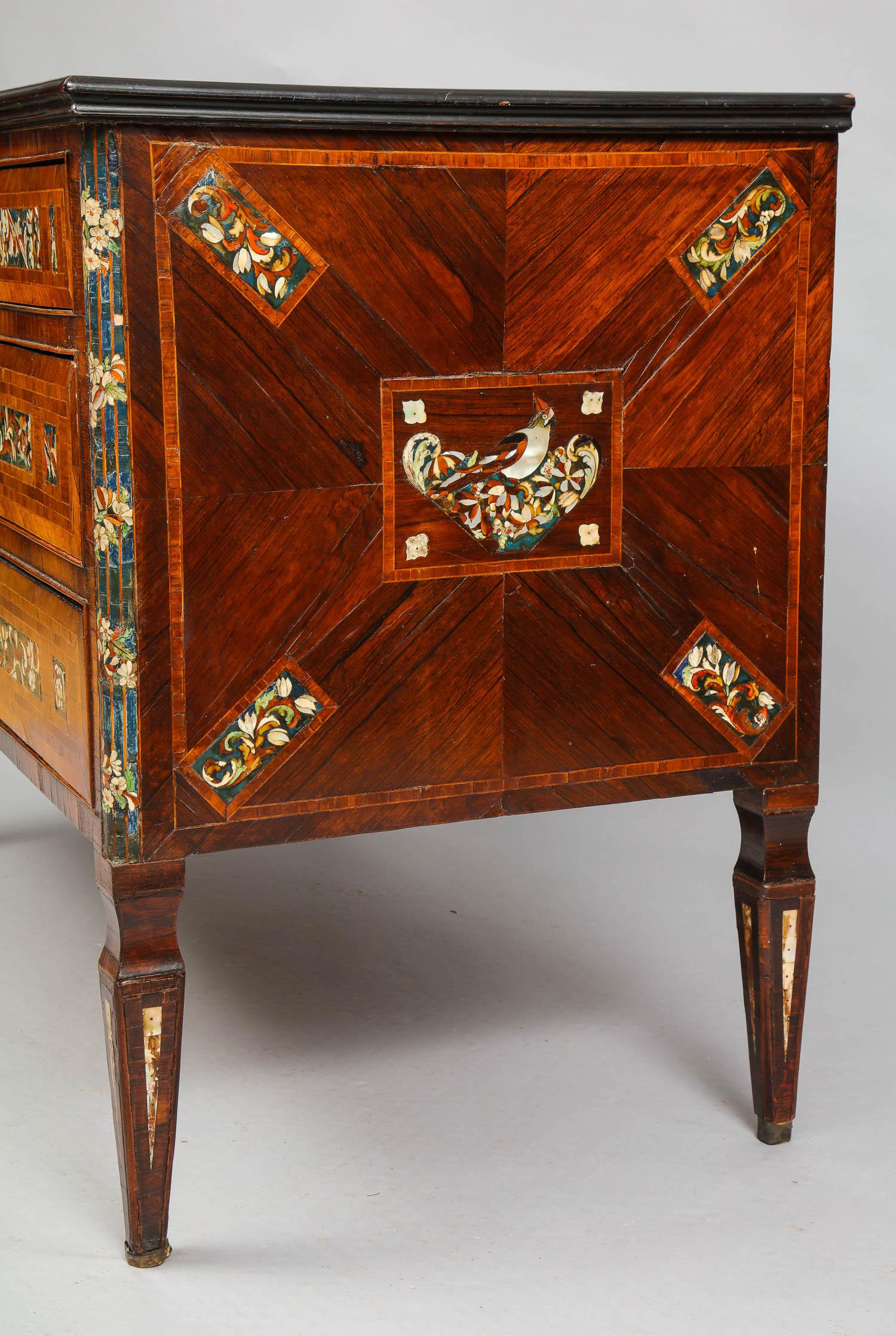 18th Century Florentine Neoclassical Commode 4