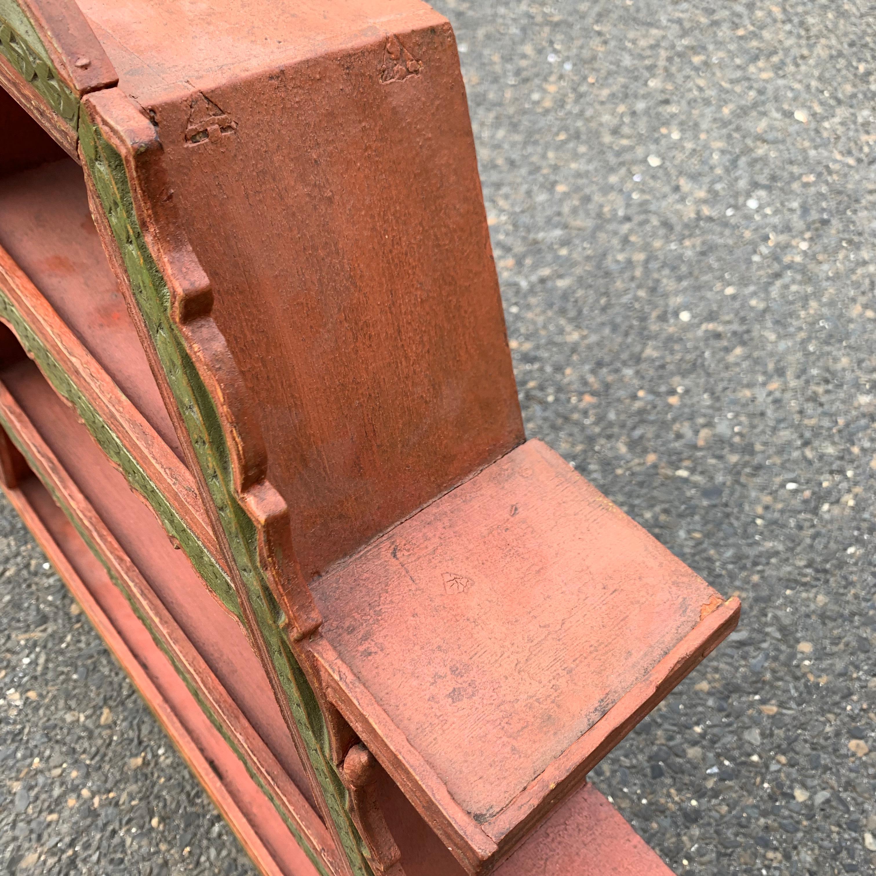 18th Century Folk Art Wall Shelf, Island of Amager, Denmark For Sale 8