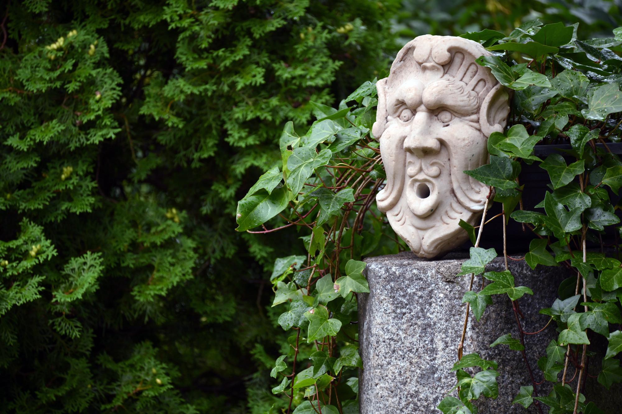 18th Century Fountain Mask Italy Marble In Good Condition In Epfach, DE