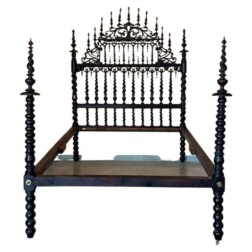 18th century Baroque bed, original Lisbon bed
A Portuguese bed of carved and turned walnut with 17th century elements, the headboard profusely mounted with spiral-twist spindles and the footboard between two boldly turned posts that include