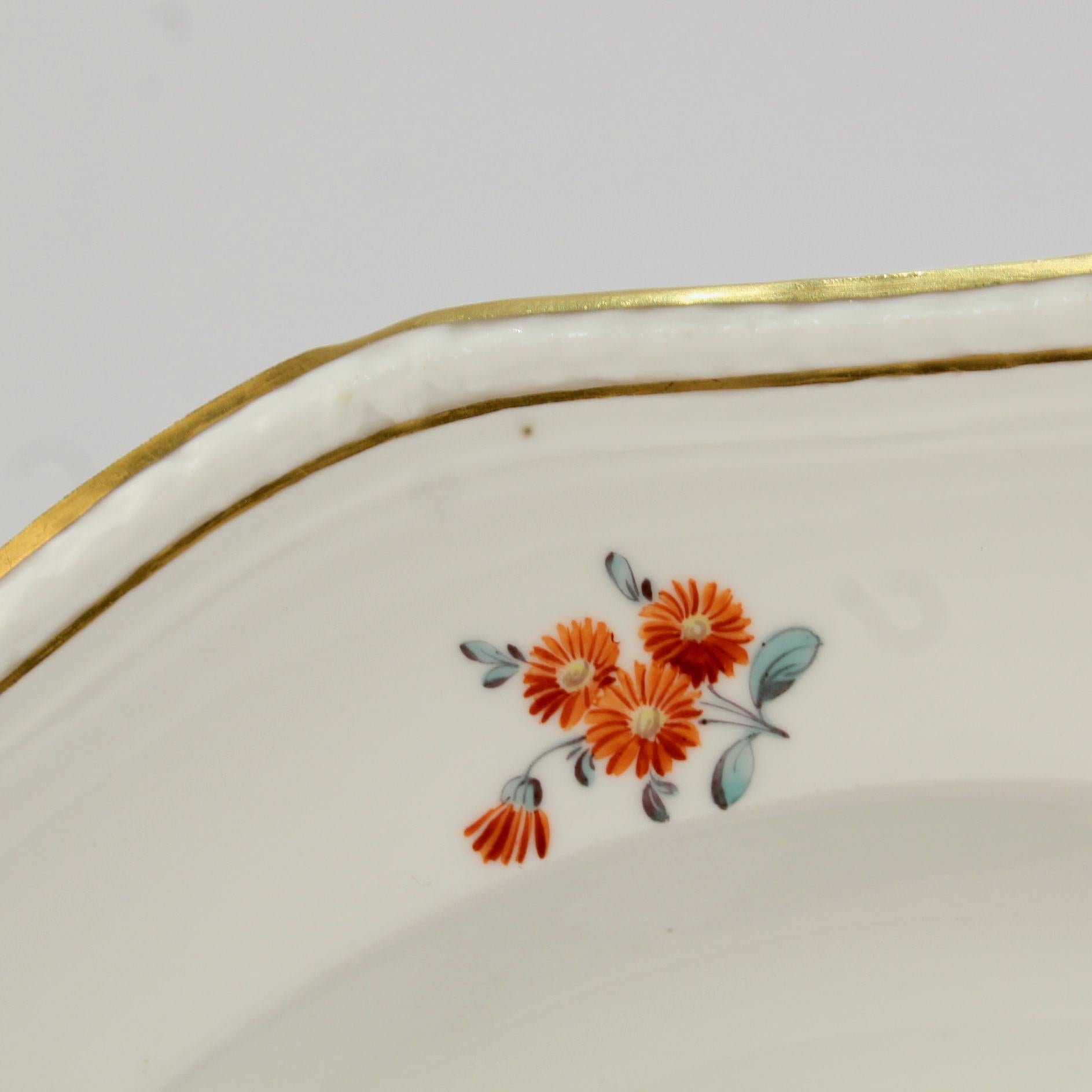 18th Century Frankenthal Porcelain Bowl with Hand Painted Fruit Decoration  For Sale 2