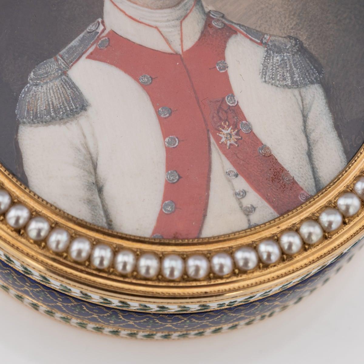 18th Century French 18K Gold & Enamel Snuff Box, Joseph-Etienne Blerzy c.1780 For Sale 8