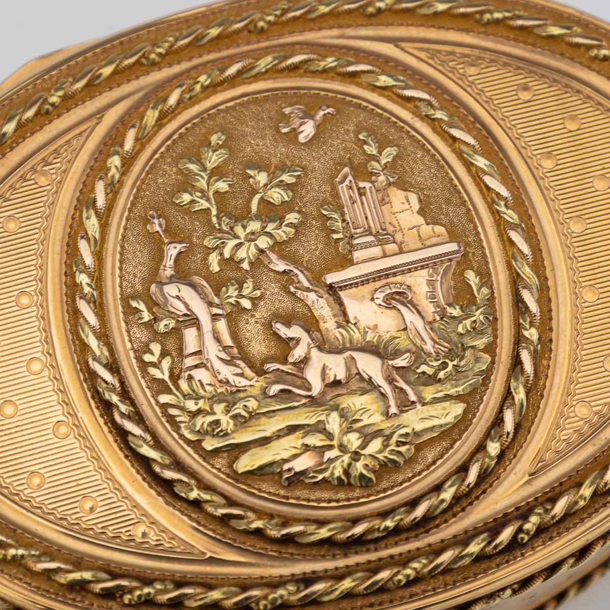 18th Century French 18K Three-Colour Gold Snuff Box, Nicolas Marguerit c.1770 For Sale 4