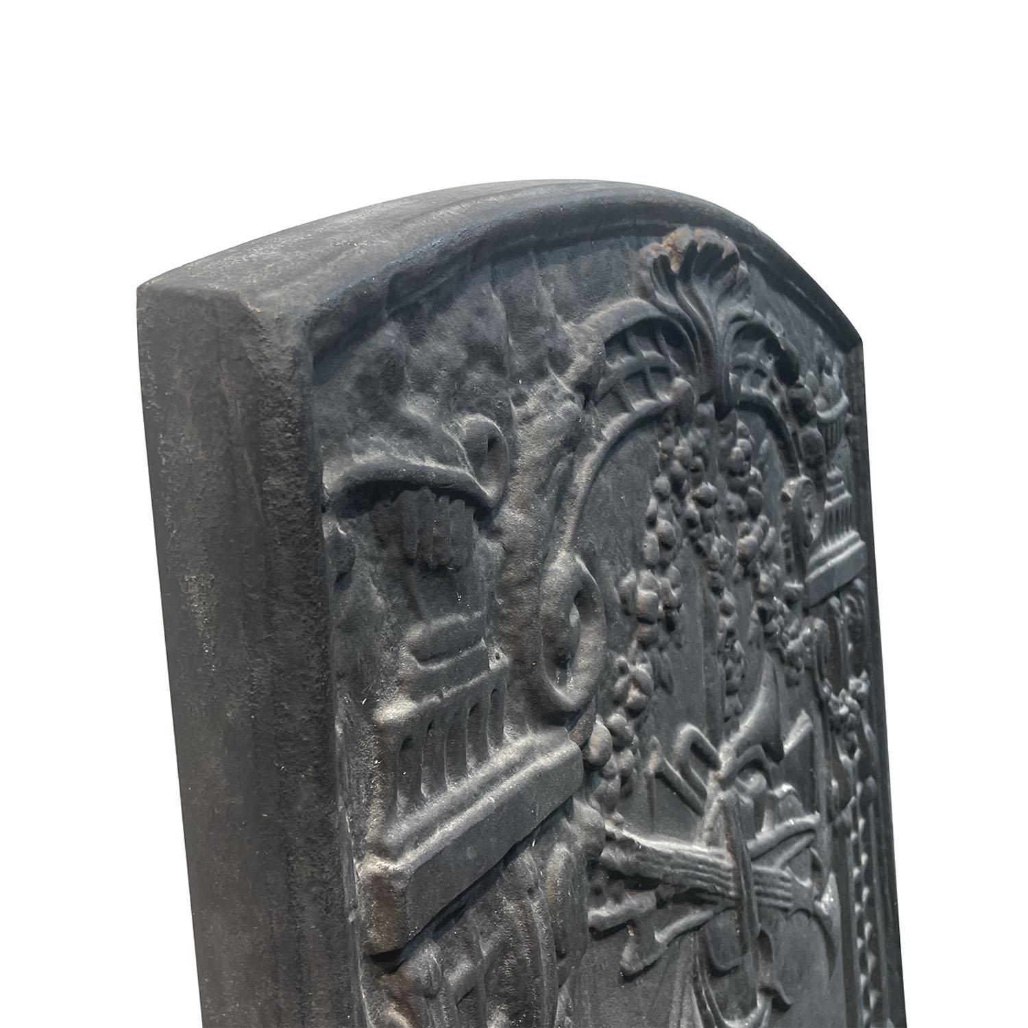 18th Century French Antique Cast Iron Megeve Fireback In Good Condition For Sale In West Palm Beach, FL