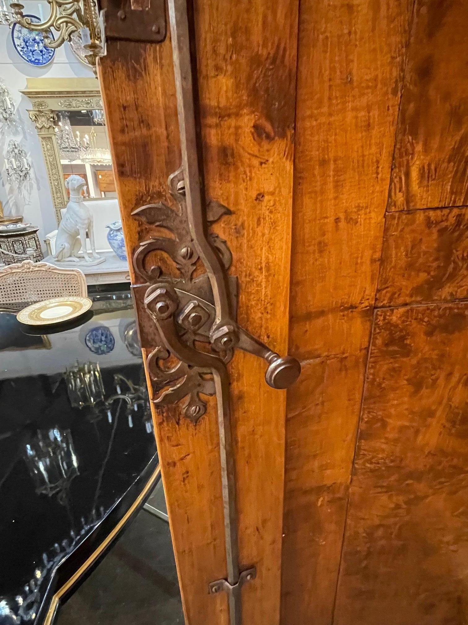 18th Century French Armoire For Sale 1