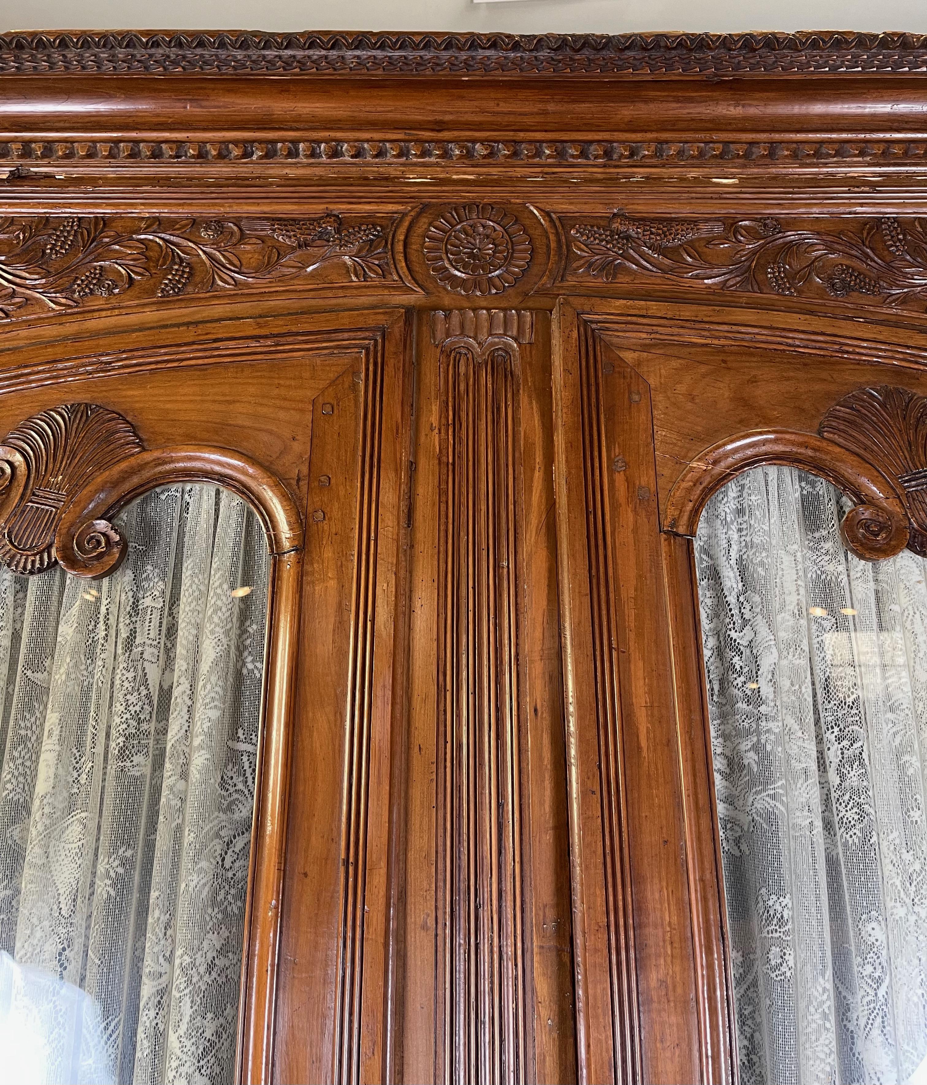 18th Century French Armoire For Sale 1