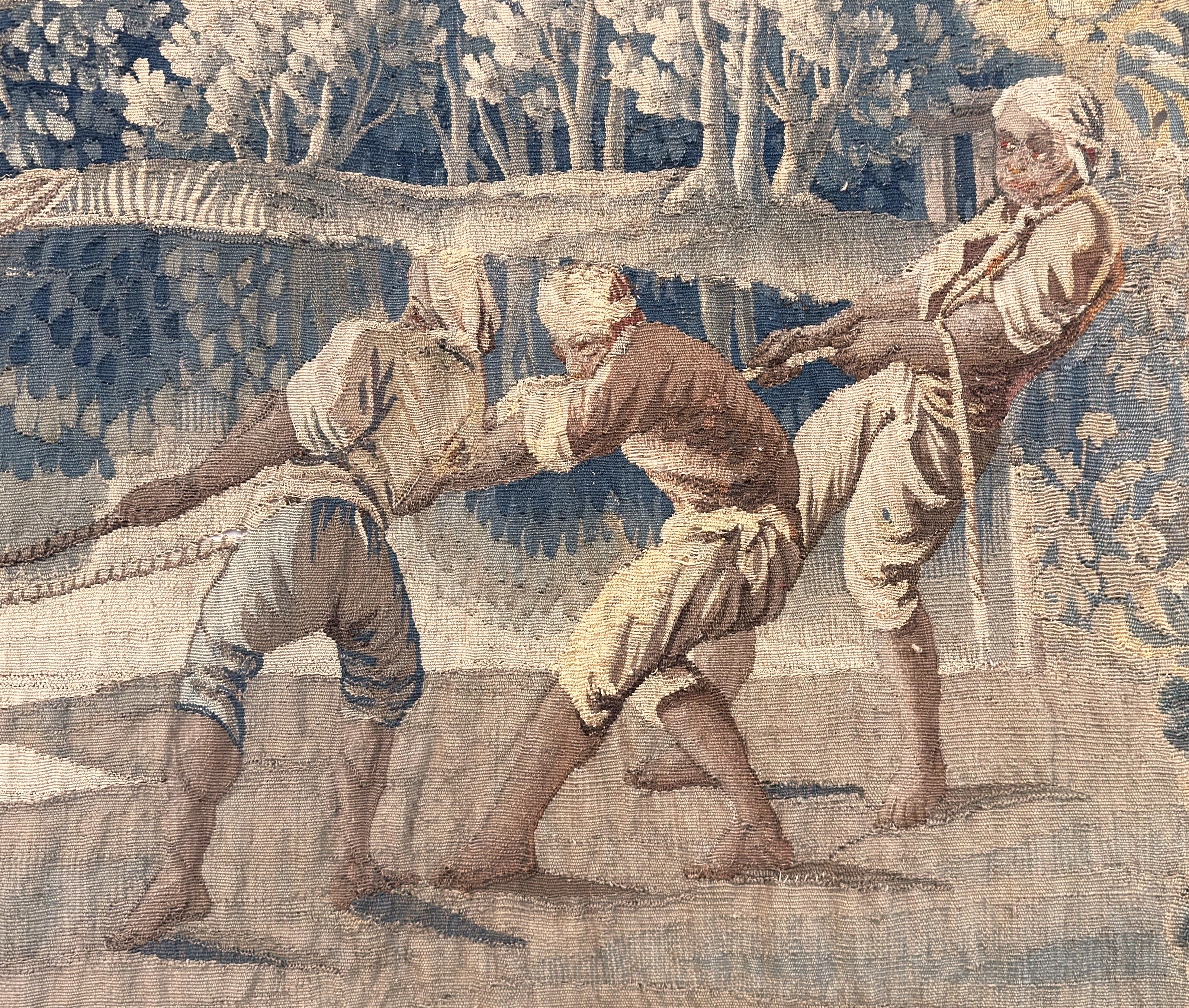 Französischer Aubusson-Wandteppich des 18. Jahrhunderts mit Fischern, Grünzeug und Schloss im Angebot 5