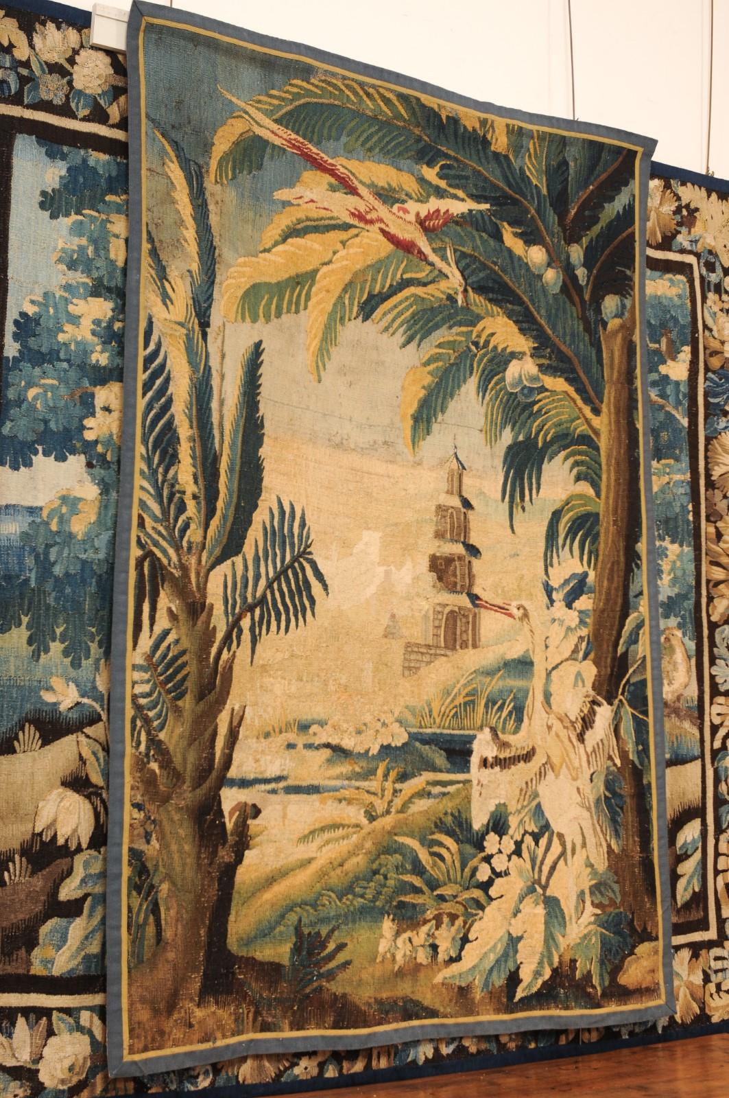 Arazzo Aubusson francese del XVIII secolo con palme e scena di castello in vendita 2