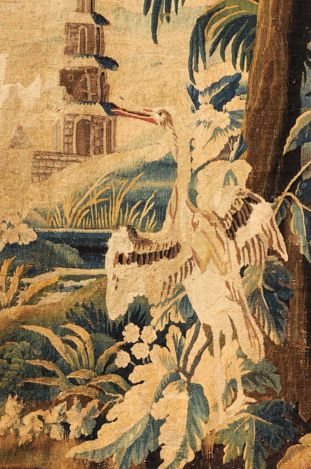 Arazzo Aubusson francese del XVIII secolo con palme e scena di castello in vendita 4